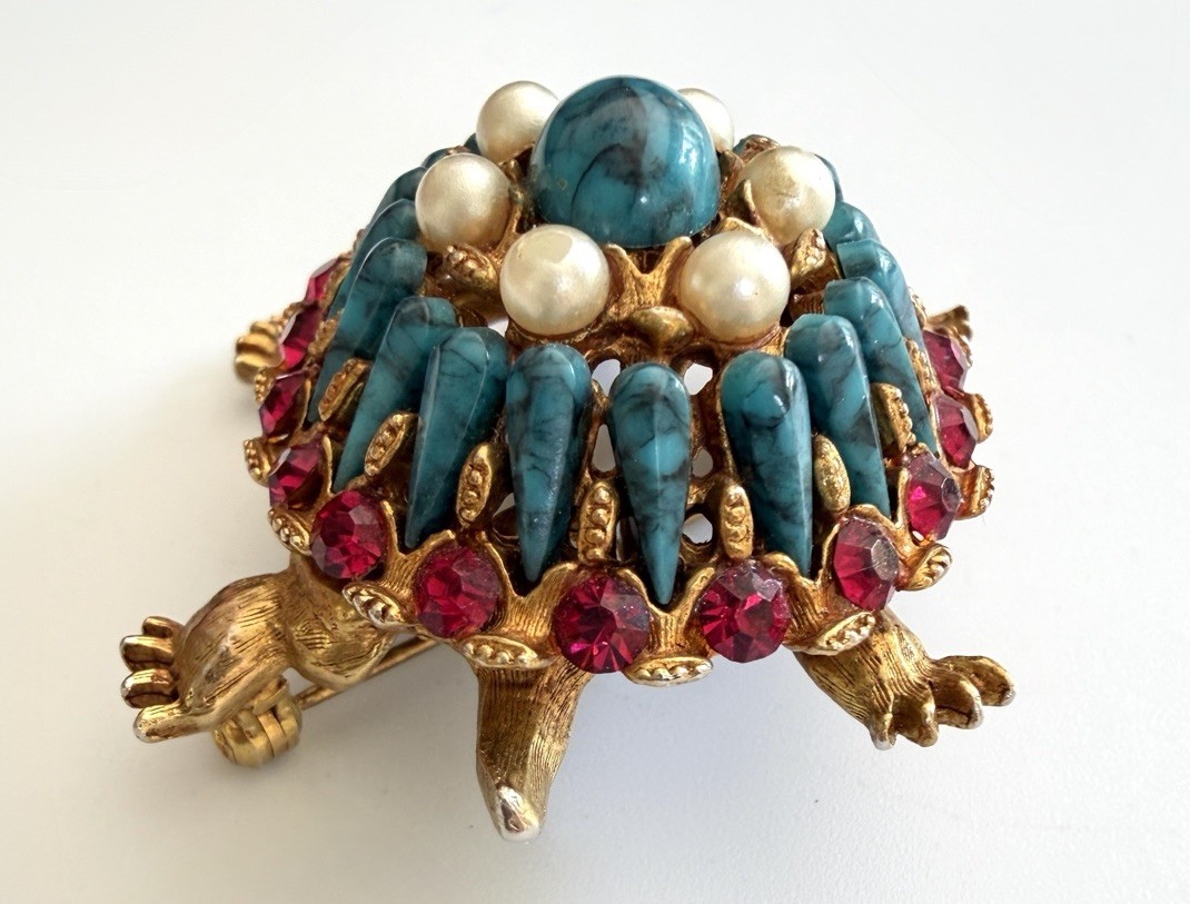 HAR Turtle Brooch Pin Rare Mid Century Turquoise Tiered Rhinestone Statement!!