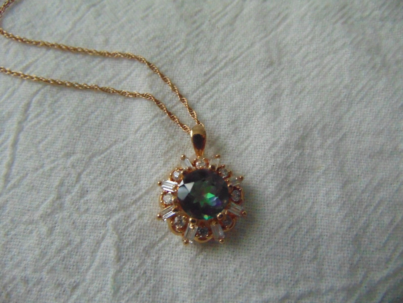 vintage Mistic Topaz clear crystals pendant necklace