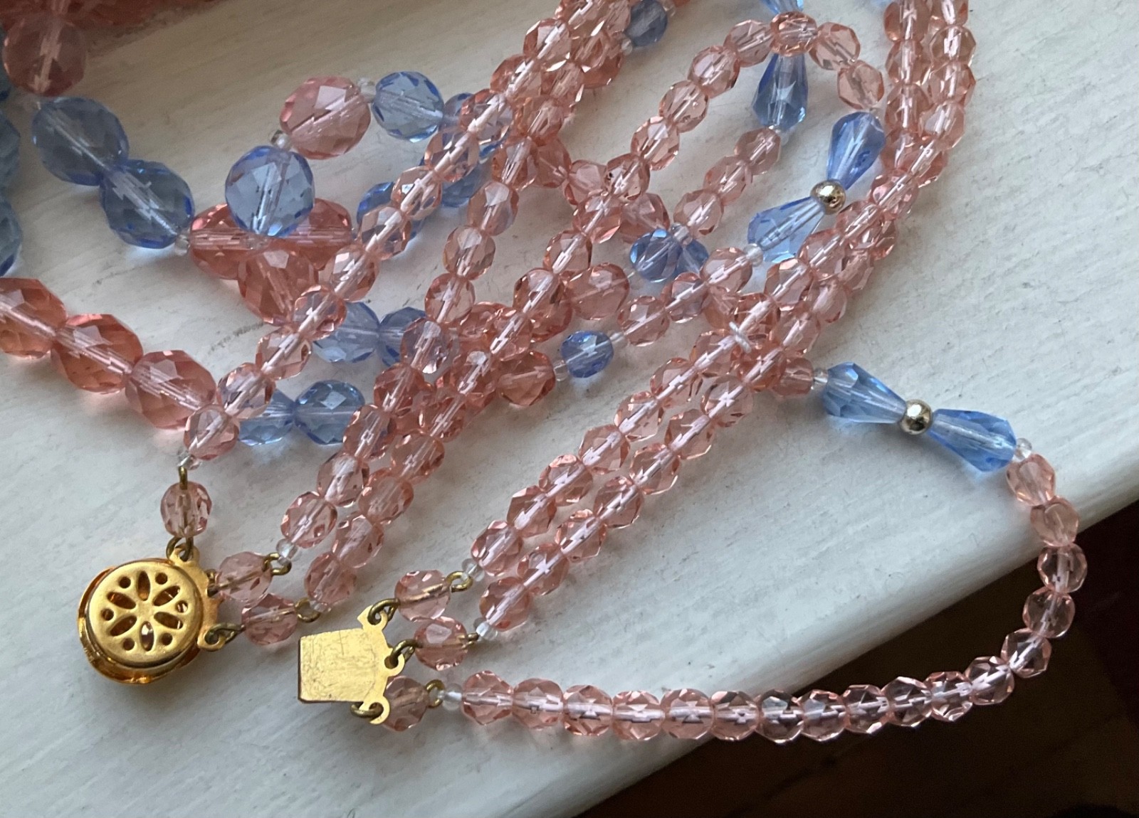 Vintage TRIPLE STRAND AUSTRIAN Blue Pink CRYSTAL GLASS BEADS FACETED