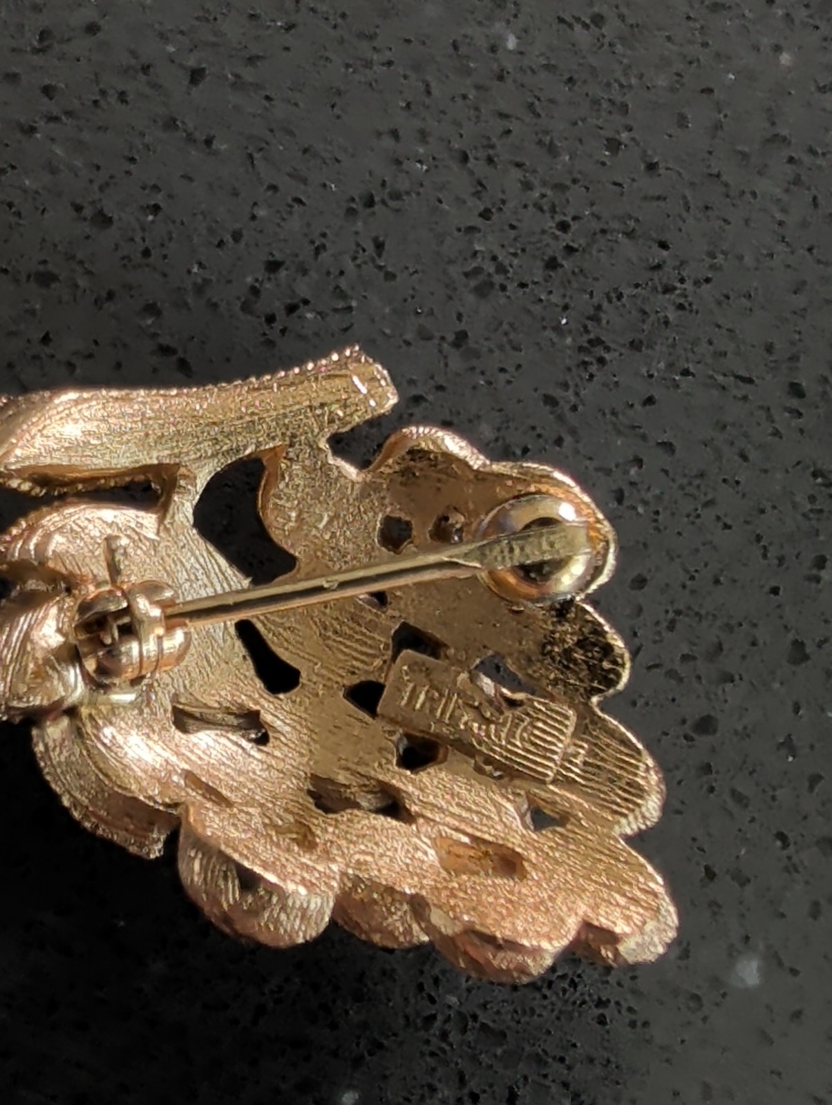 Vintage Crown Trifari Cluster of Grapes Pin, Brooch, Textured, Gold Tone R6