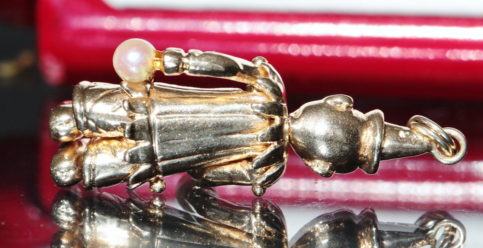 14k yellow gold 3.5mm cultured pearl sapphire 3D movable clown pendant heated 8g