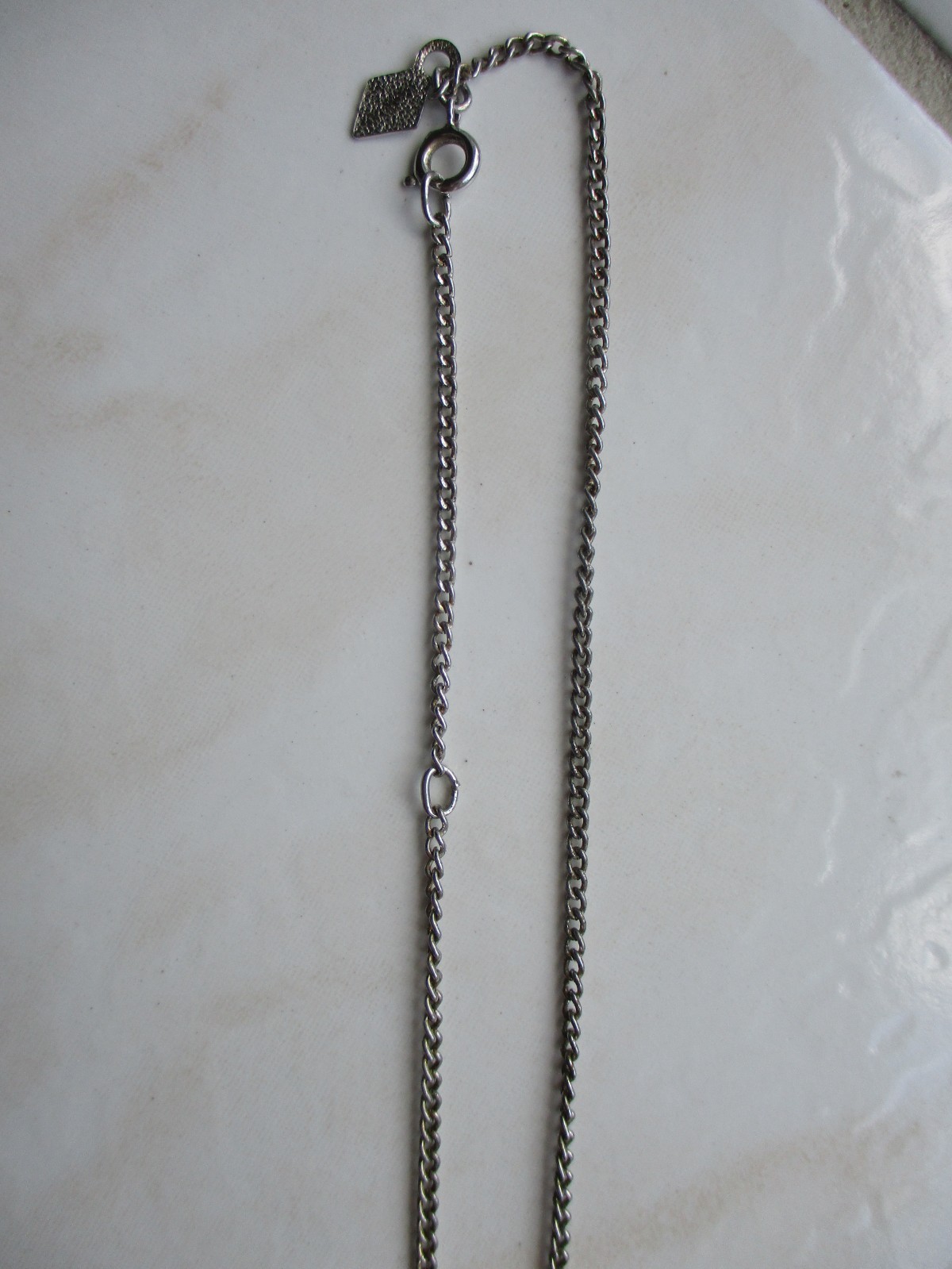 VINTAGE SARAH COVENTRY BUTTERFLY PENDANT NECKLACE SILVERTONE 18″ & RING
