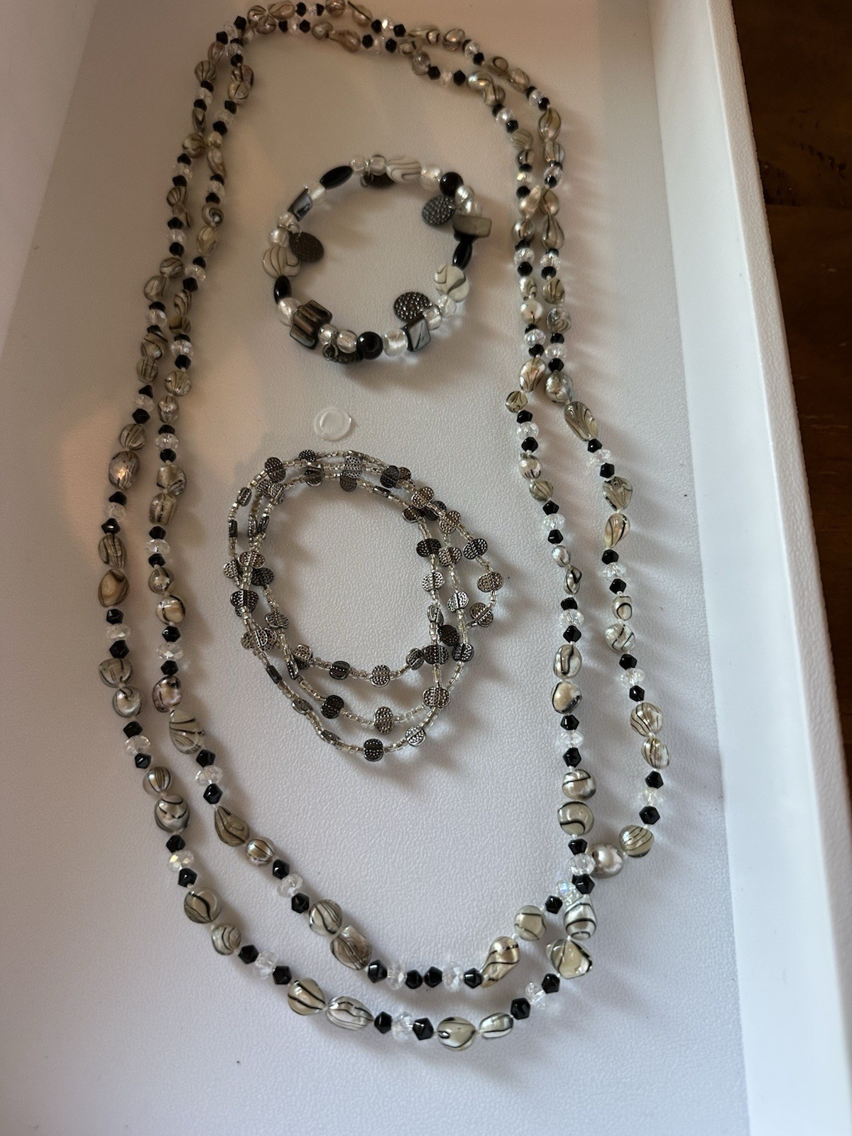 Vintage Black And Silver Glass Beaded Necklace 58” And 4 Stretch Bracelets