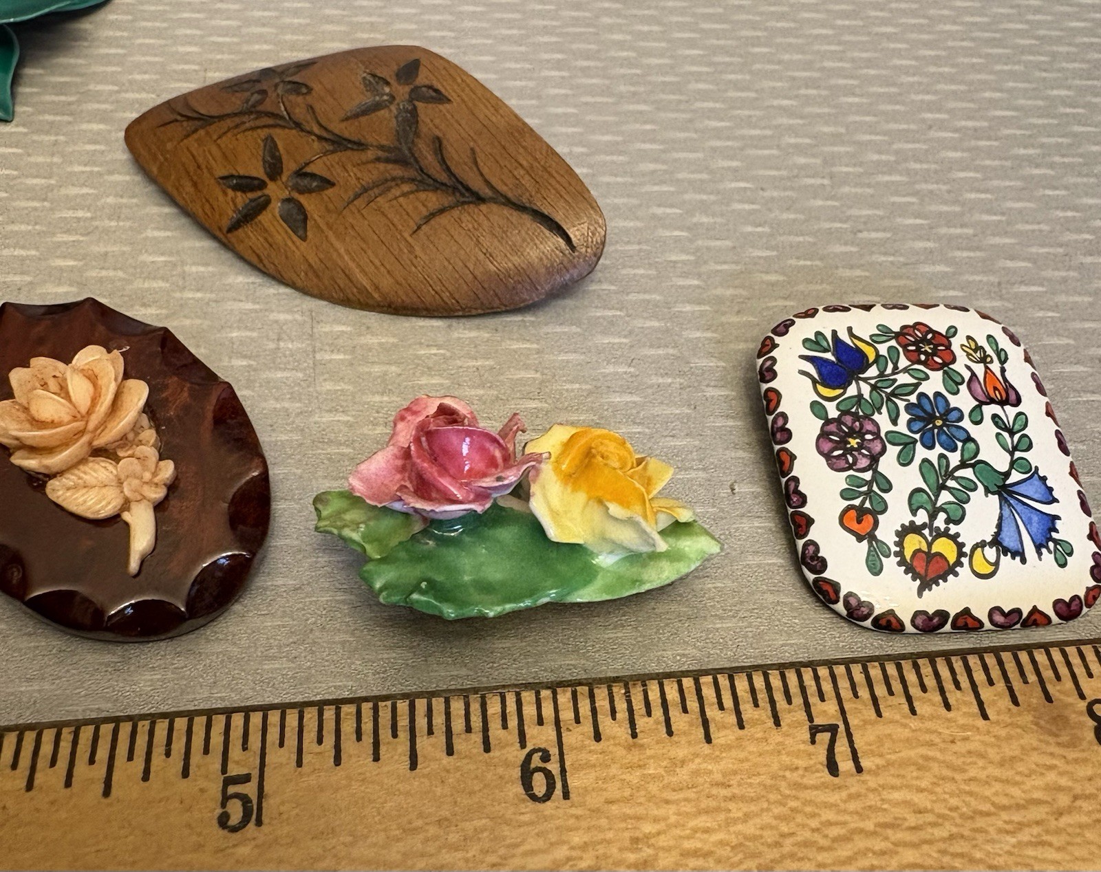 Vintage Flower Pin Brooch Lot Enamel Austria England Wood Lucite Mod Roses 8P