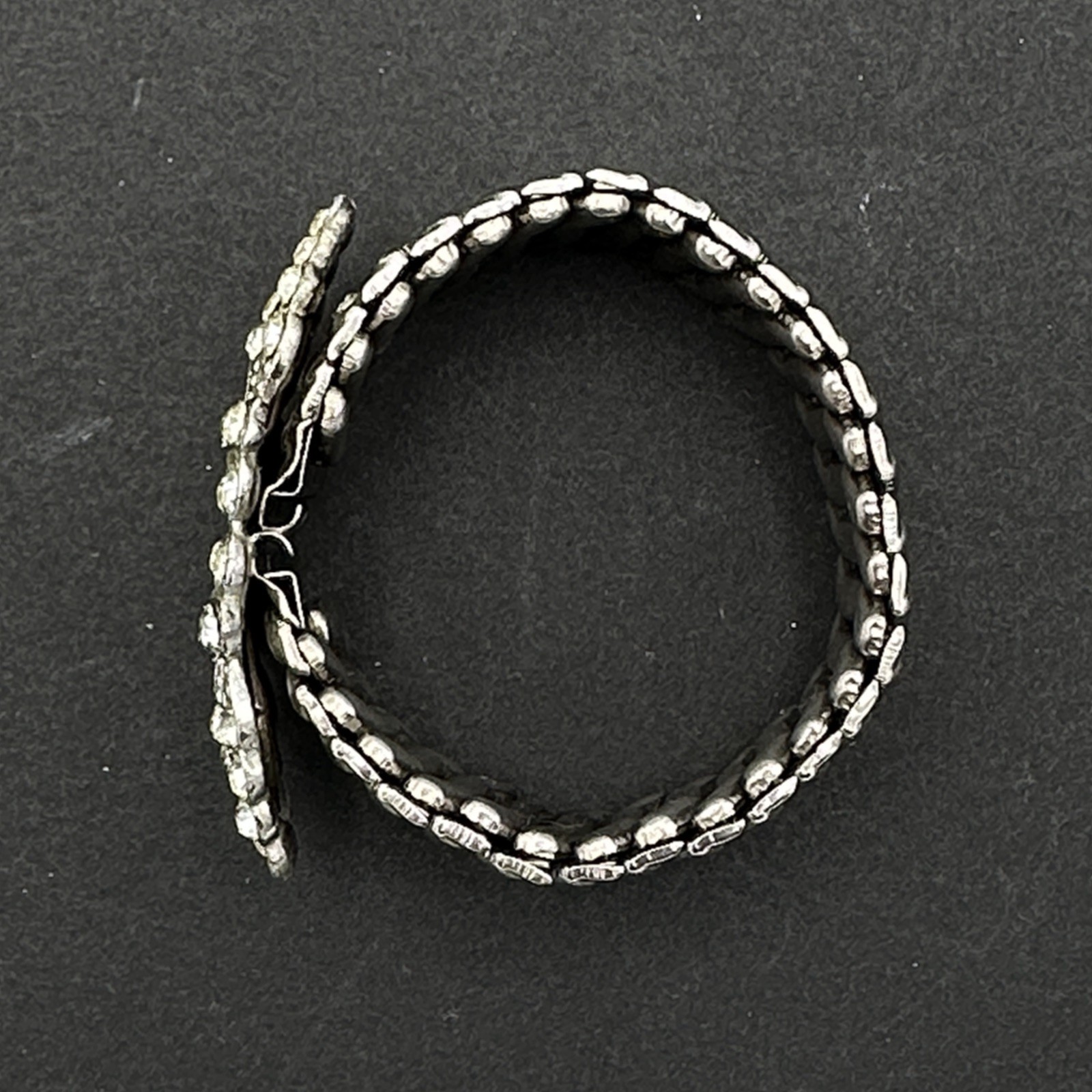 DALE expansion bracelet – vintage silver-tone rhinestone pot metal accent READ