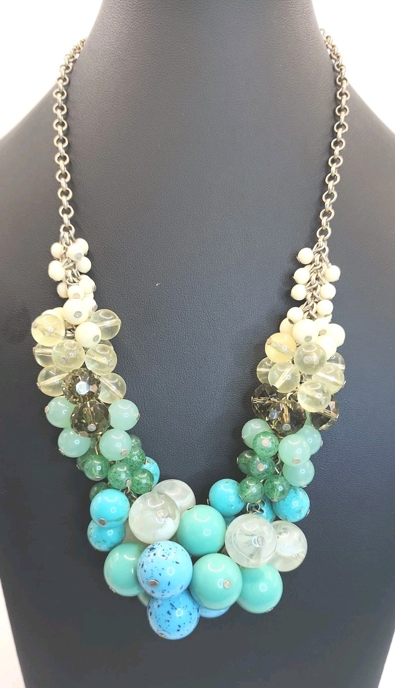 Vintage Lia Sophia Sea Foam Statement Necklace Faux Turquoise & Jade Beads 18″