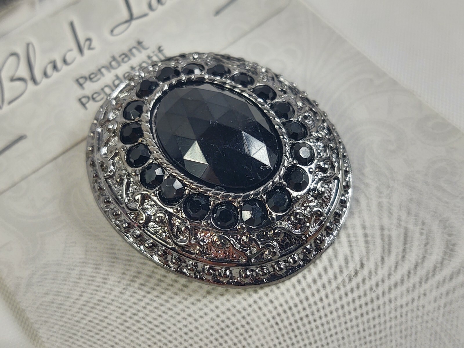 Vtg New Old Stock Black Lace Pendant Women’s Costume Jewelry Metal Black Jewels