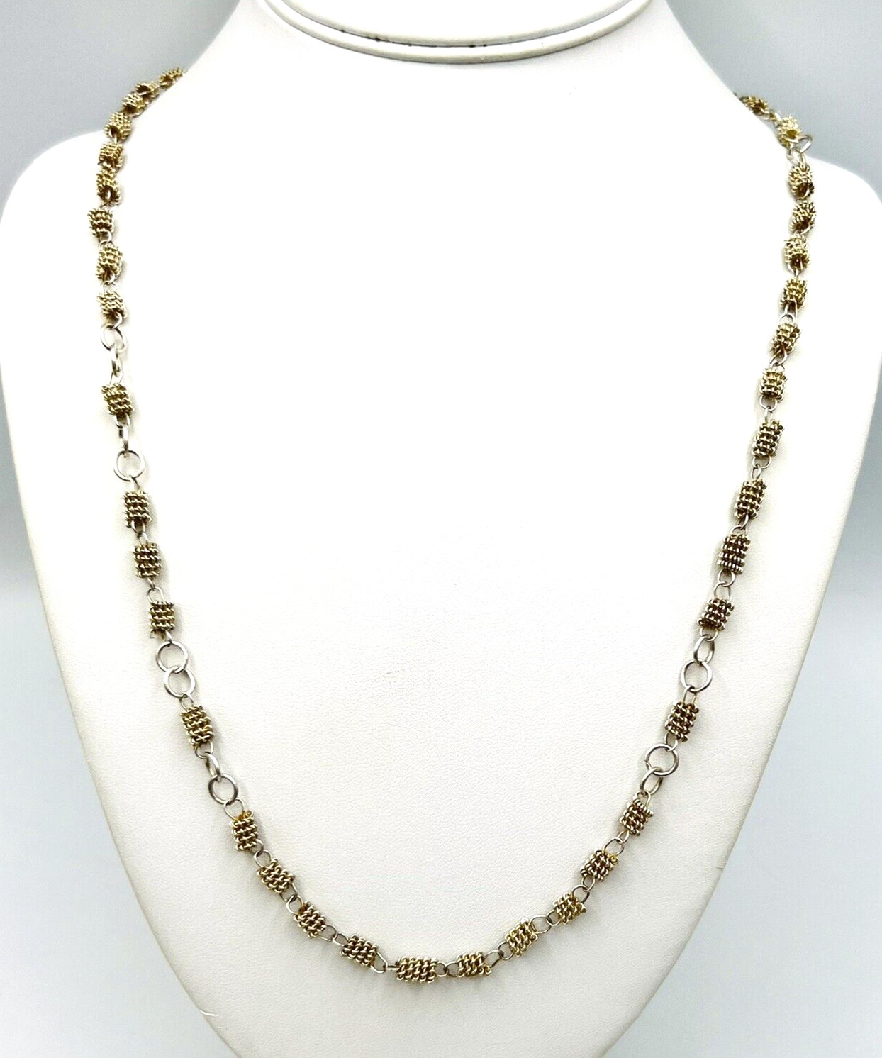Vintage Silver Tone Brutalist Wire Wrapped Link Infinite Chain Necklace