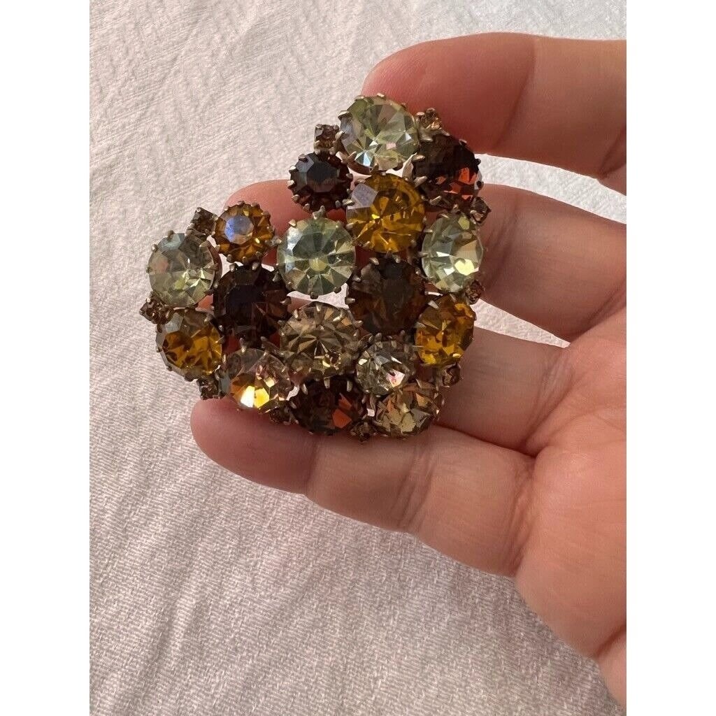 Vintage Austrian Crystal Pin Heart Shape Round Faceted Karu Arke Silver Toned
