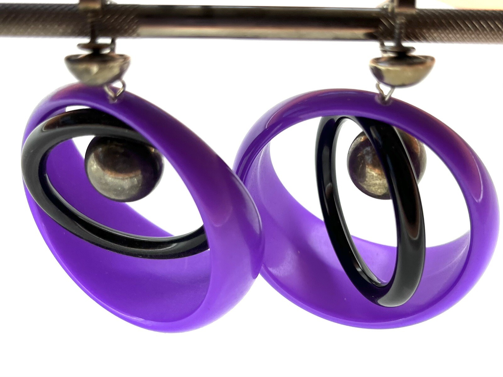 Vintage Large Purple Hoop Adjustable Clip On Earrings Signed Dauplaise
