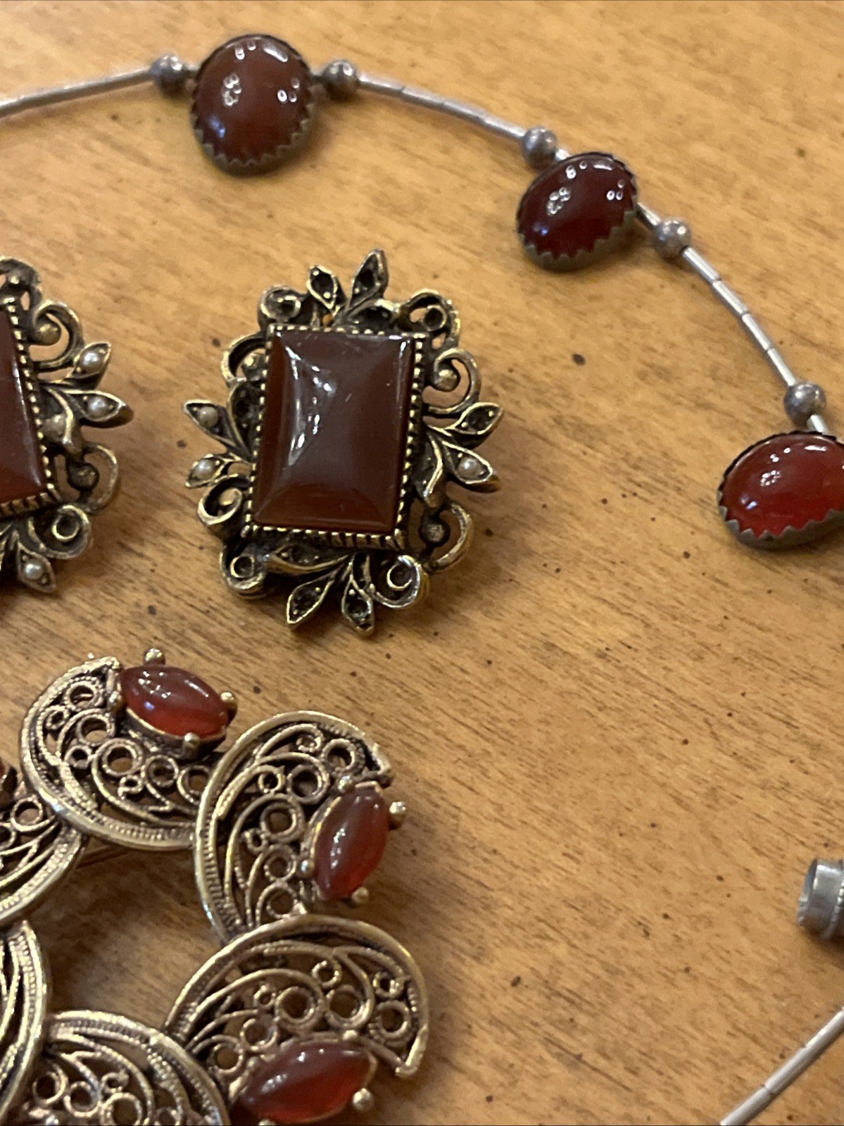 Vintage Carnelian Cabochon ART Clip On Earrings TACOA Brooch And Necklace Set