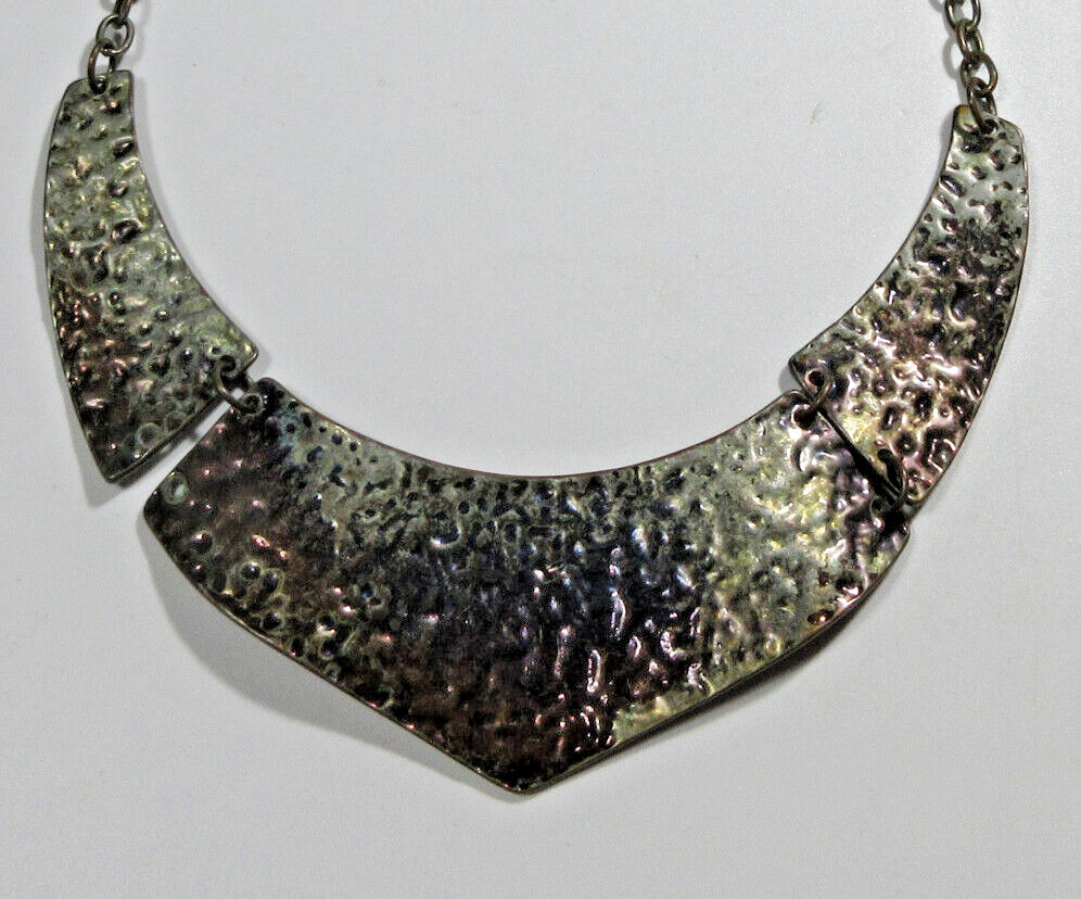VTG UNUSUAL 19″ Geometric COLORFUL metal hanging decor 1 Loop miss Necklace