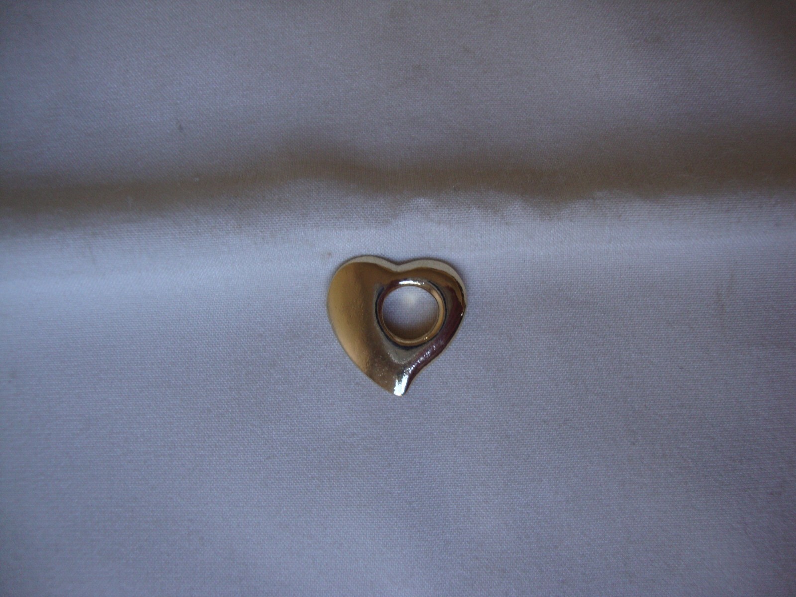 VINTAGE 1980s WITCH’S HEART GOLD TONE SLIDE PENDANT MADE IN USA