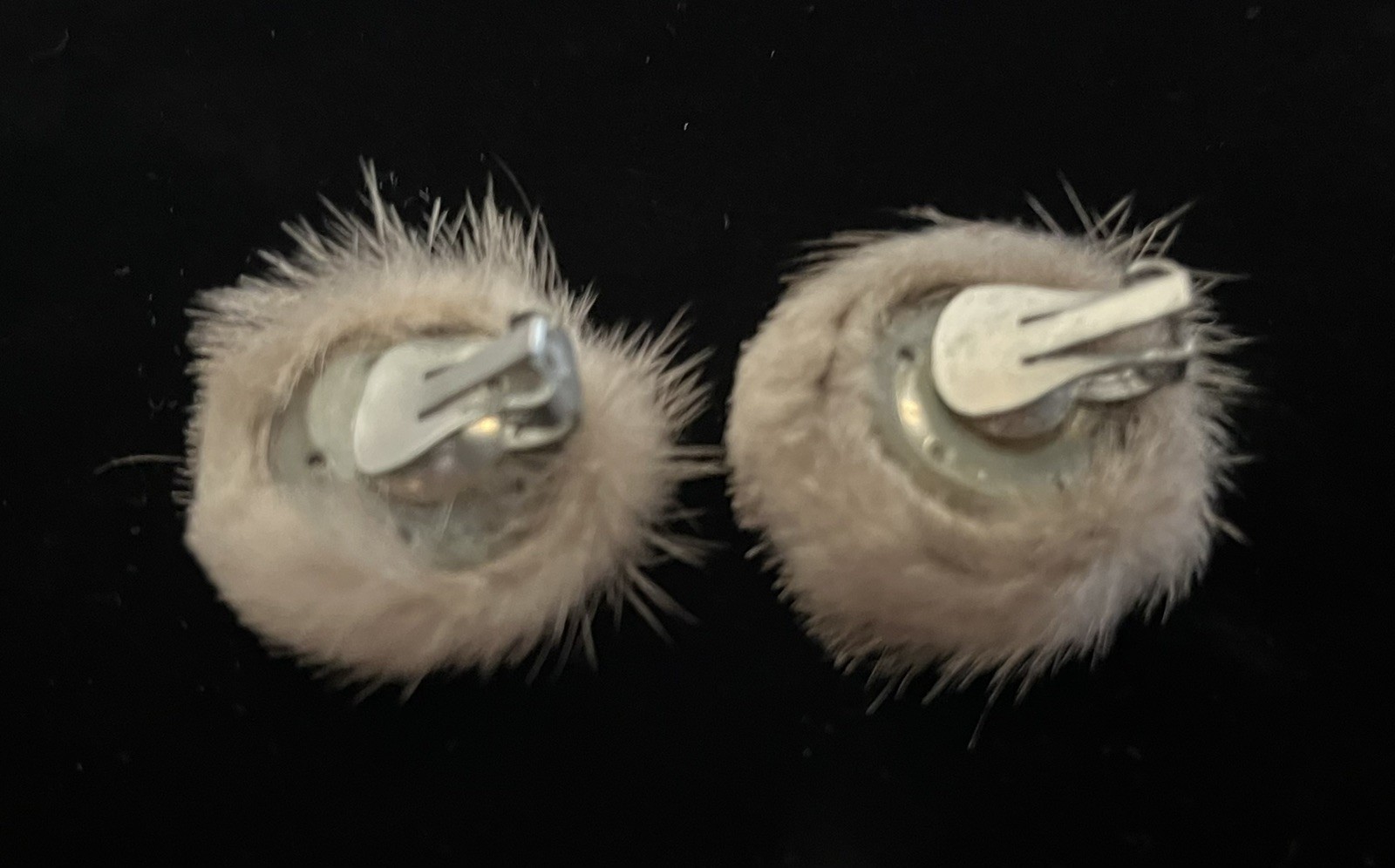 Vintage Genuine Tan Brown Mink Fur Clip On Round Earrings 1950s Original Box