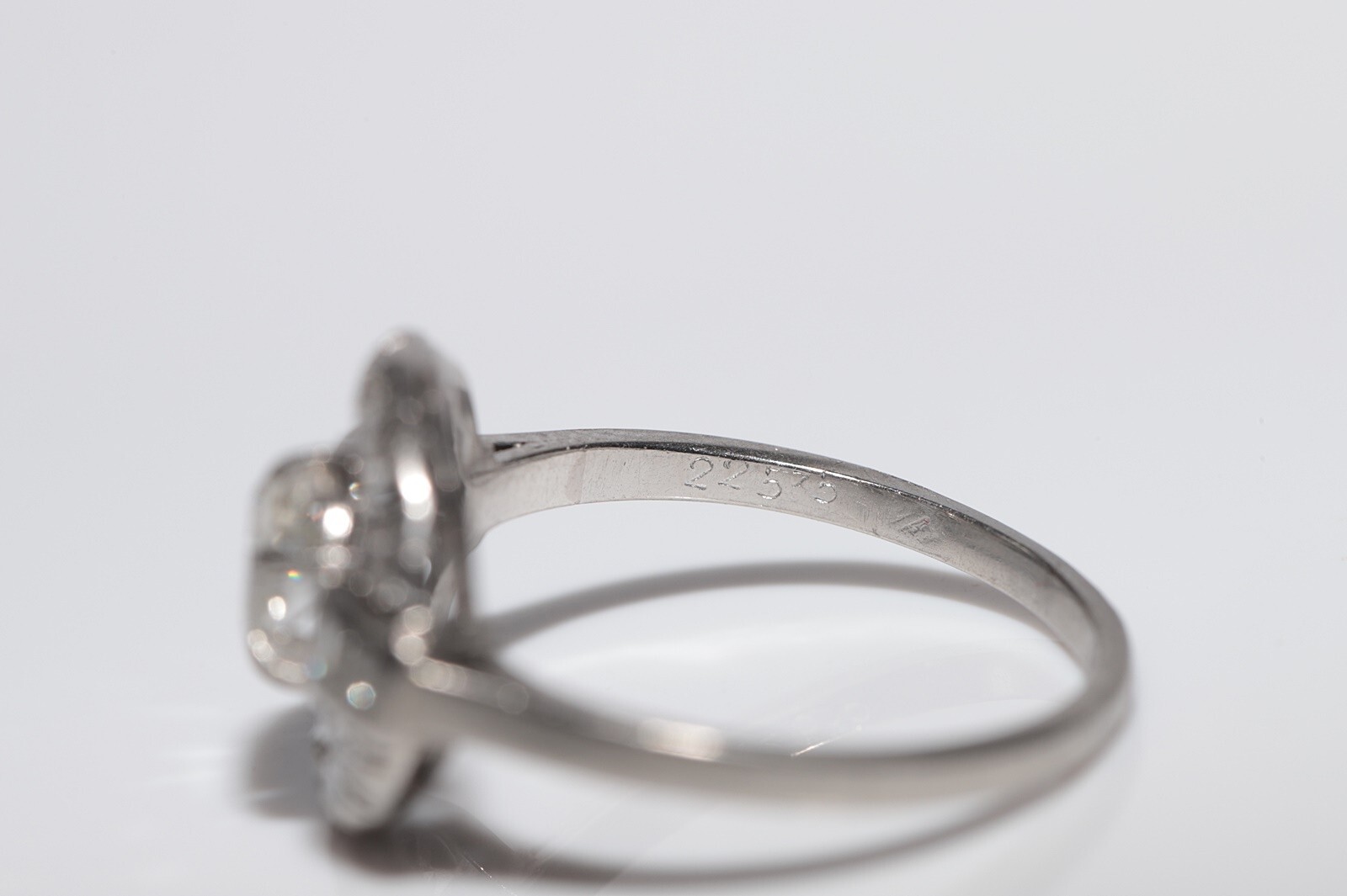 Antique Art Deco Circa 1920s 18k Gold Natural Diamond Decorated Ring