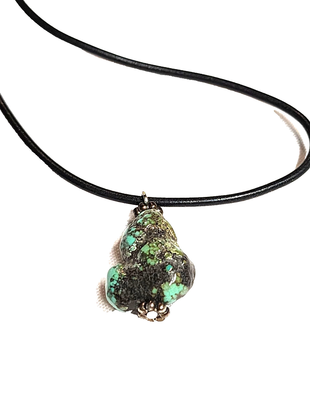 Vintage Natural South-Western Turquoise Bead Pendant Necklace 19″ Black Cord