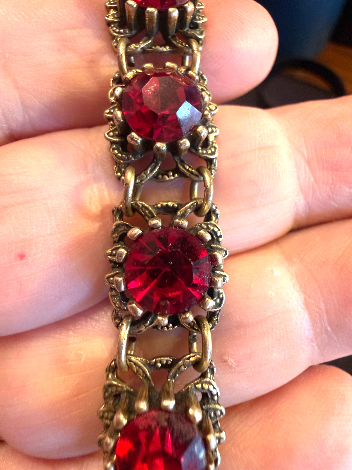 Bronze Tone Ruby Red Rhinestone Bracelet Fold Over Clasp Unsigned Size 7