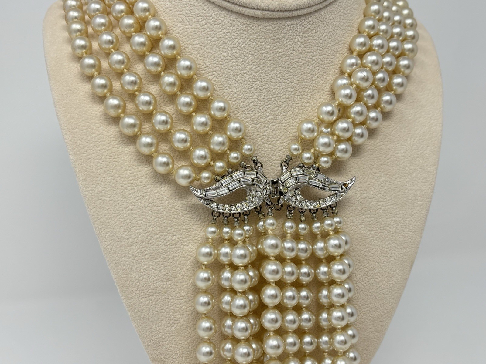 Vintage 60’s Valjean Cascading Pearl Fringe Collar Necklace Statement Piece