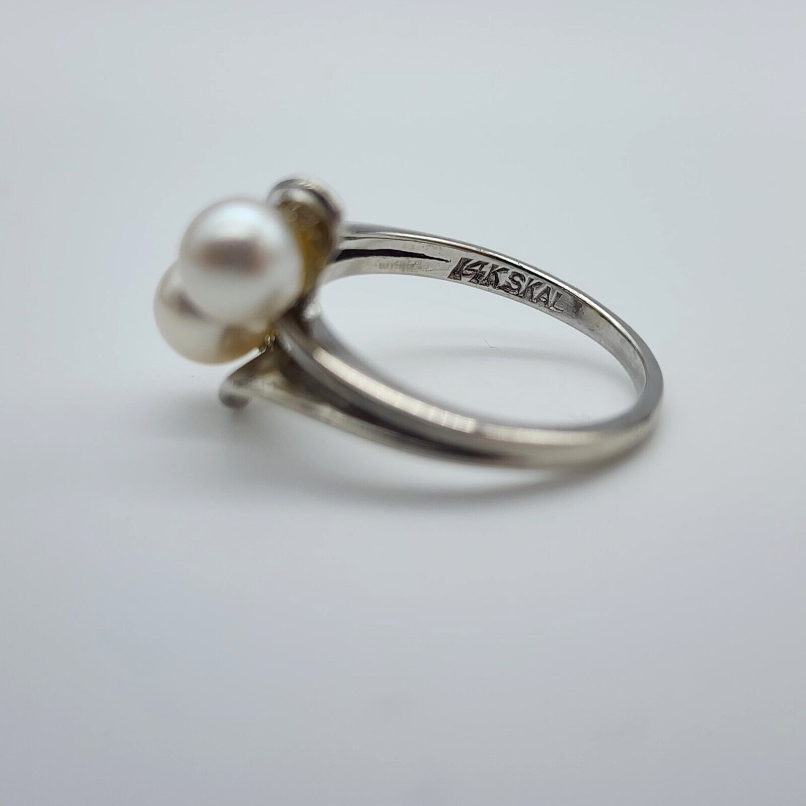 Vintage Skal 14k White Gold – Double 5.3 mm Pearl Ring – Size 4 1/8