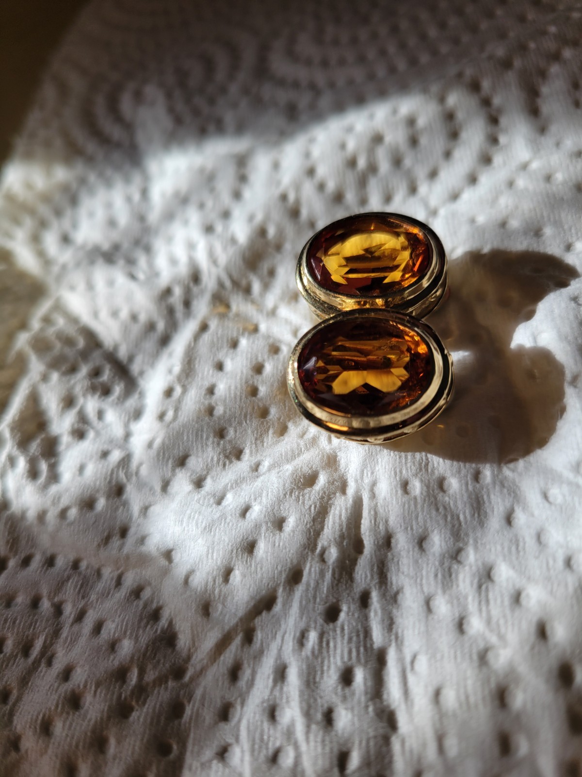 Vintage Citrine Clip On Earrings I Believe They Are Gold Plated Not Sure As-Is