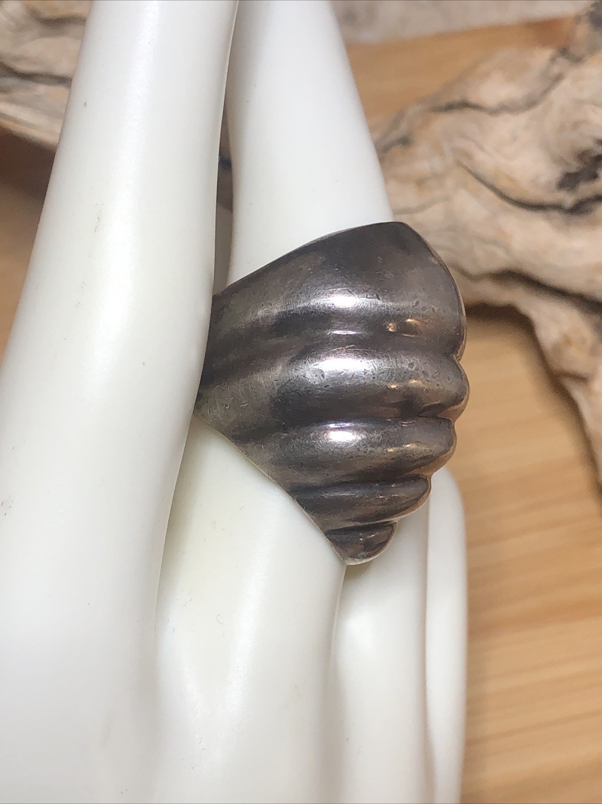 b51. Vintage AVM TAXCO Sterling Silver Rapa Shell Ring Size 6.75, 25.7g.Mex