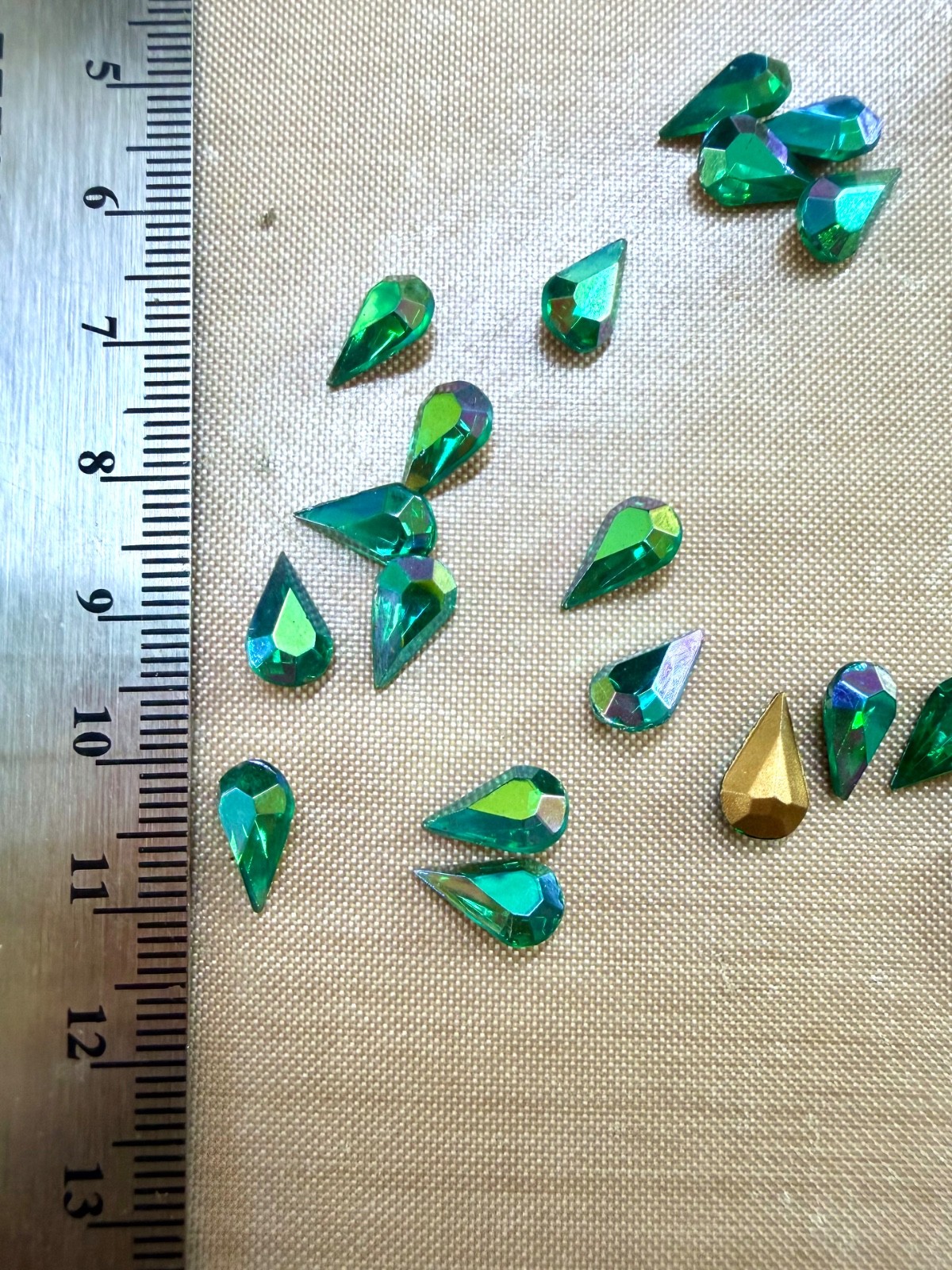 55 Vintage Emerald AB Pear Rhinestones 10x6mm Pointed Back Glass Stones NOS Jewe