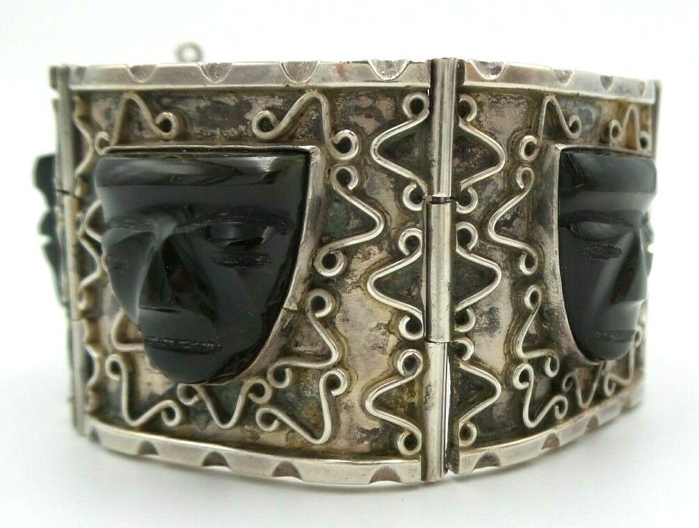 Ca. 1930 ARTEMIO NAVARRETE TAXCO, MEXICO 980 Silver & Onyx Face Panel Bracelet