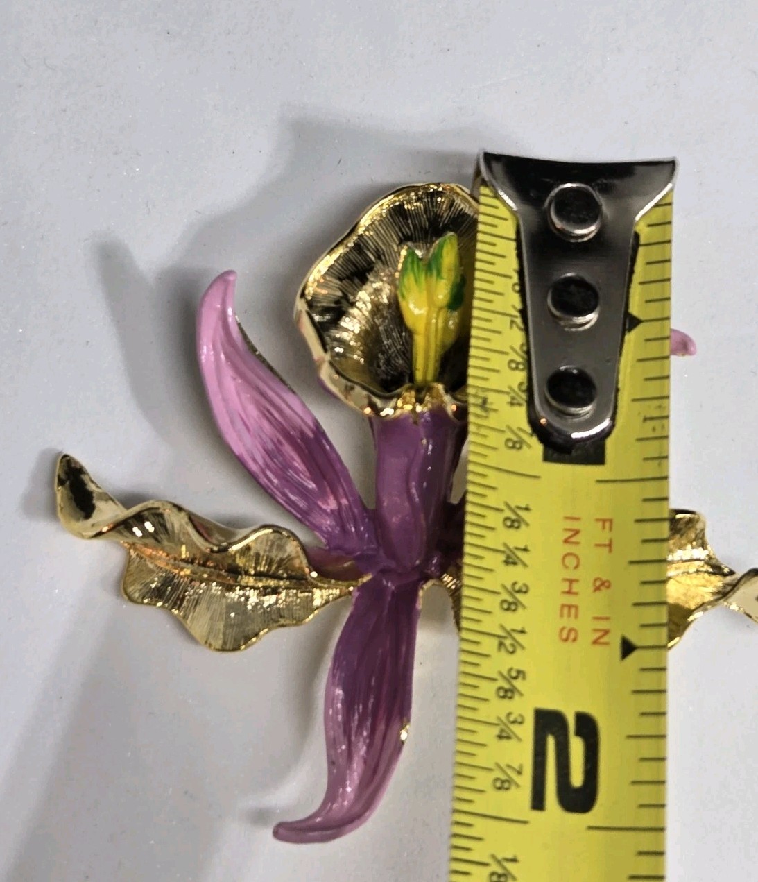 Vtg Gerry’s Gold Tone Purple Enamel Orchid Brooch