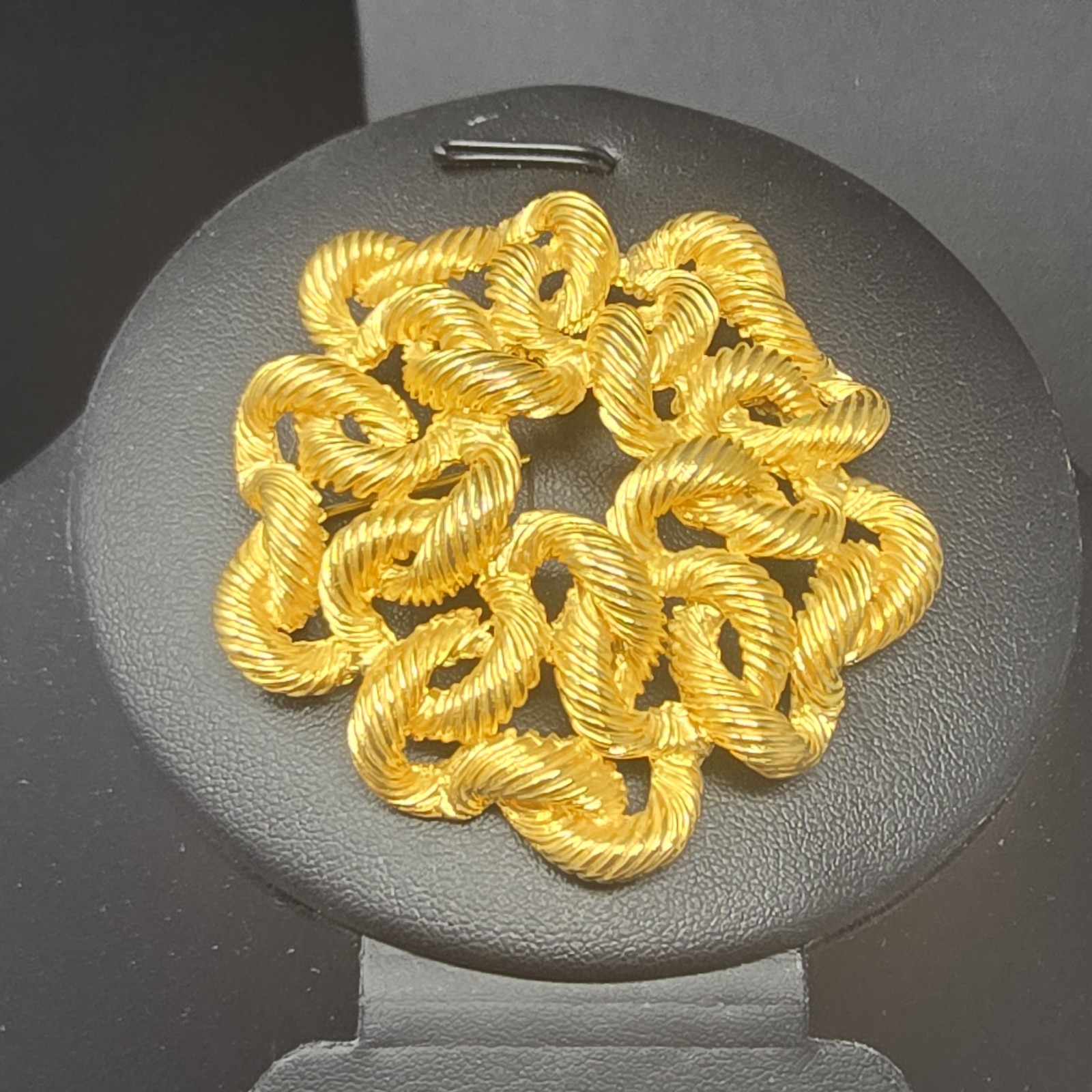 Gay Boyer 1980s Twisted Rope Design Keltic Knot Brooch Yellow Gold Statement