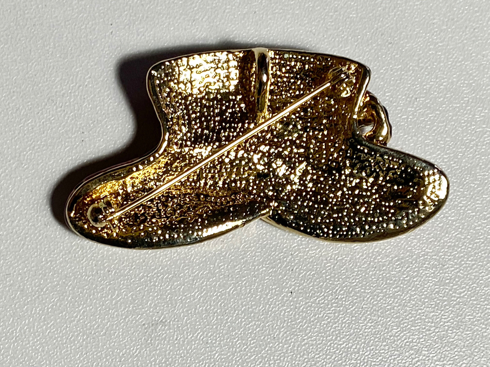Vintage Red Hat Society Enamel Rhinestone Figural Pin Brooch Pendant Goldtone