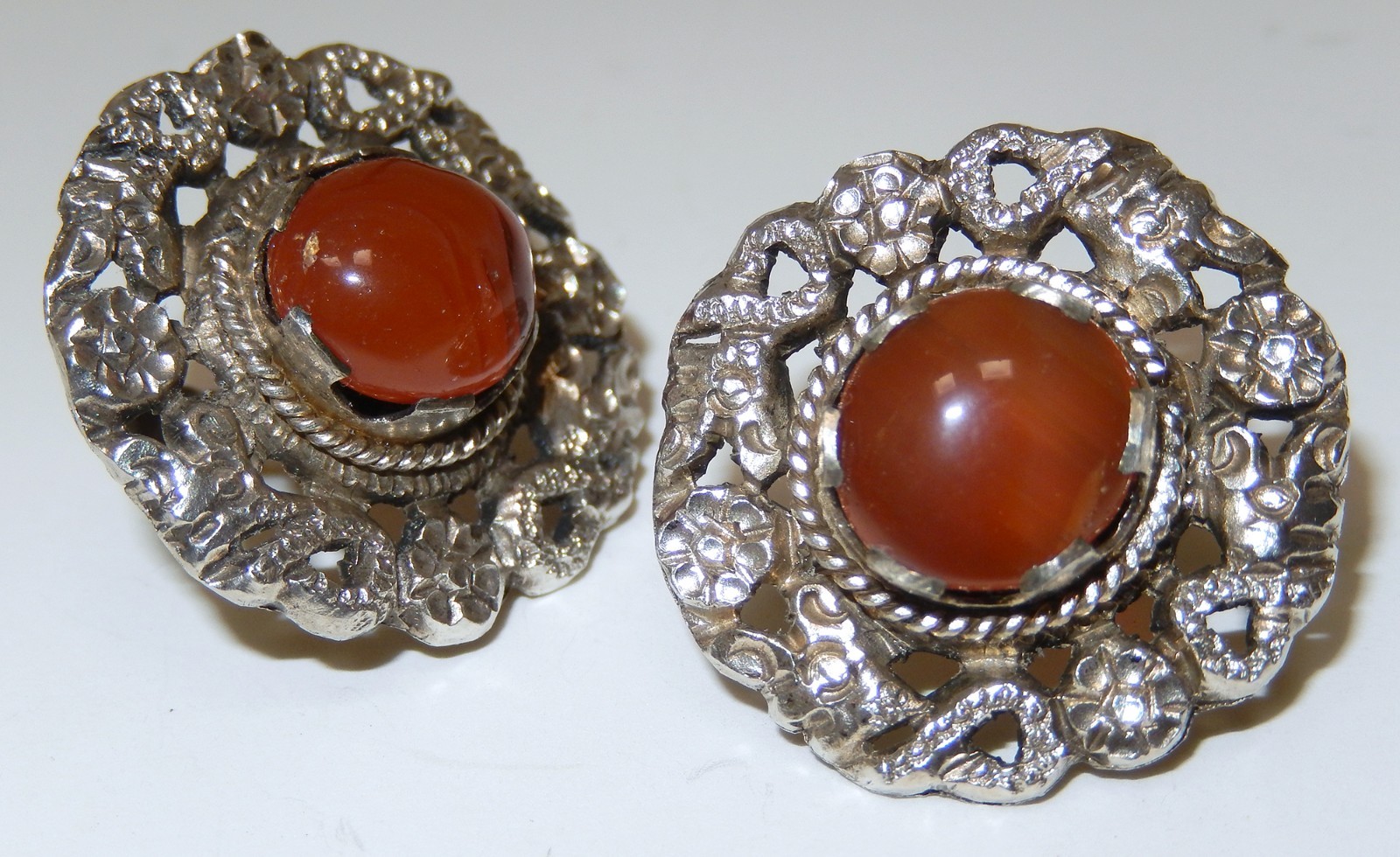 1940s Carnelian Silver Earrings Ornate Carved Hearts Flowers Screwback