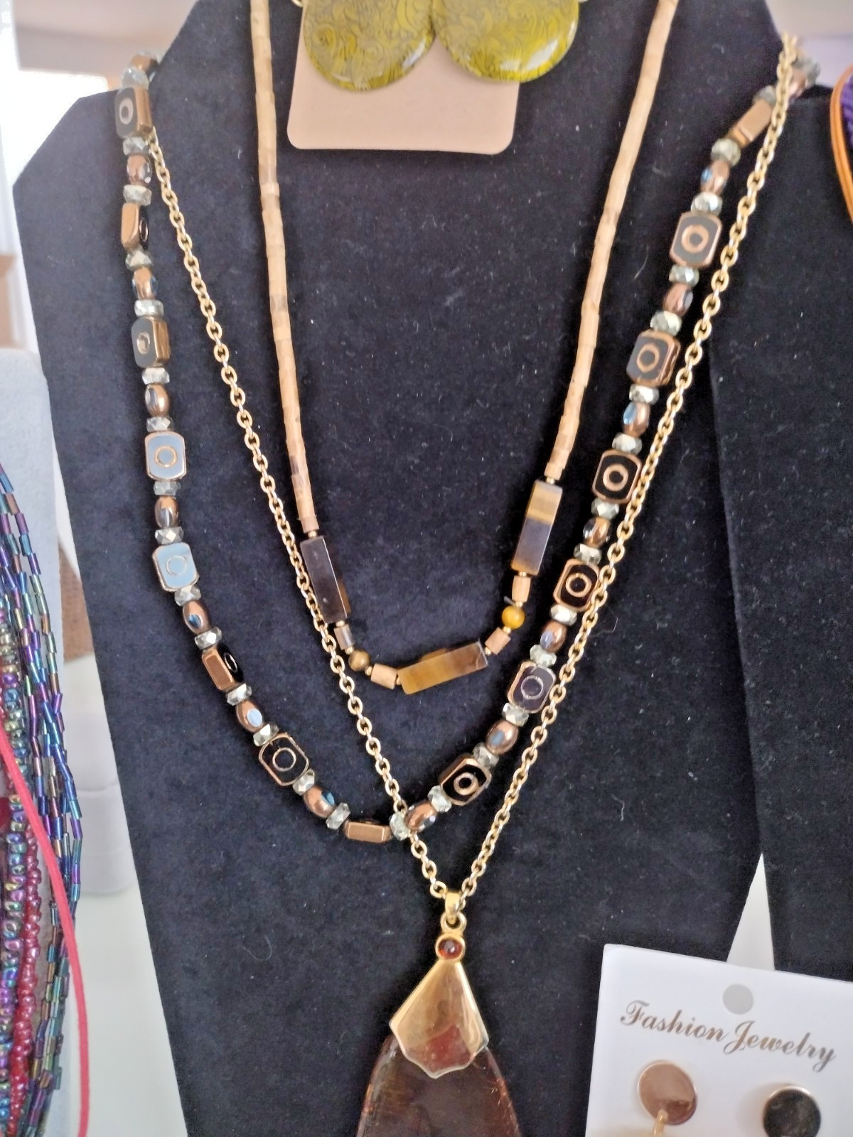 The BETTER BOHEMIAN Lot Gold & Silver Tone, Shell, Stone, Bead, 45pc Some Signed
