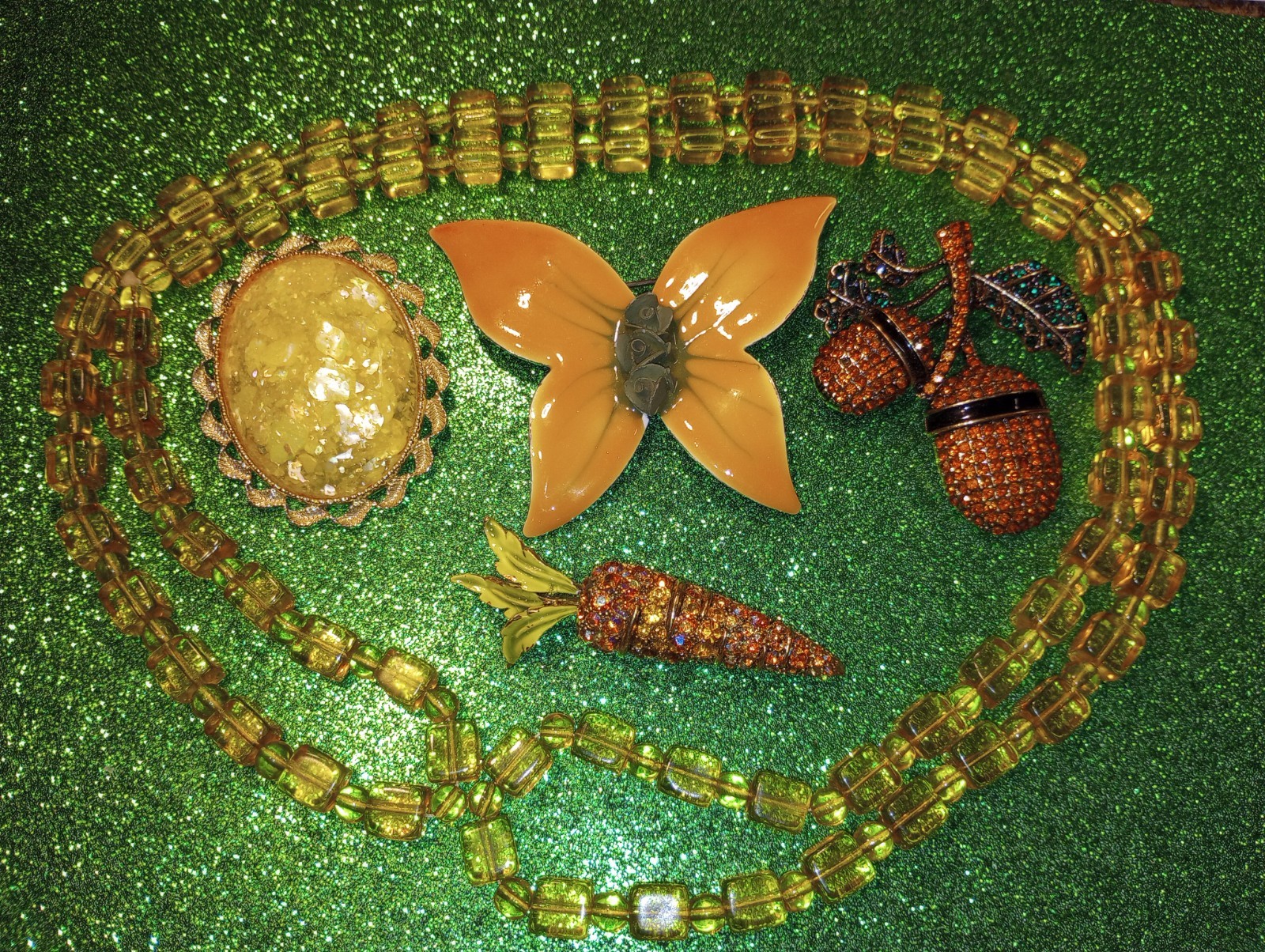 Vtg 5pc Lot FALL COLORS 1 Necklace 4 Brooch Enamel Butterfly Confetti ART Carrot