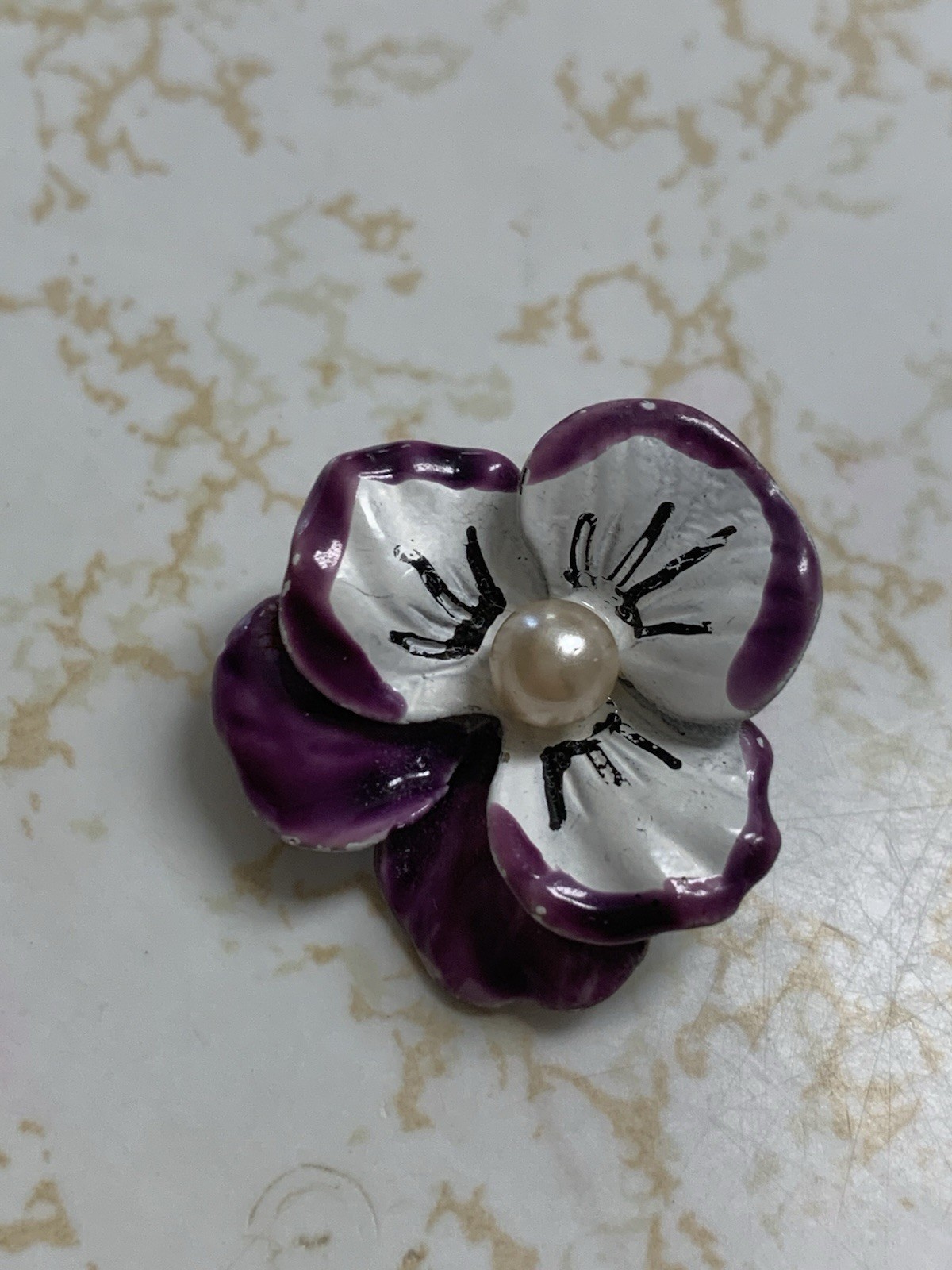 VINTAGE STERLING SILVER BEAU ENAMELED PANSY 925 PIN