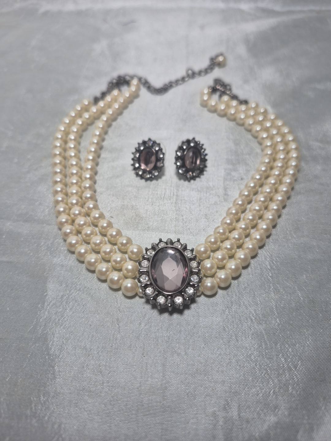 Vintage Faux Pearl 3 Strand Choker With Earrings Smokey Gray Rhinestones