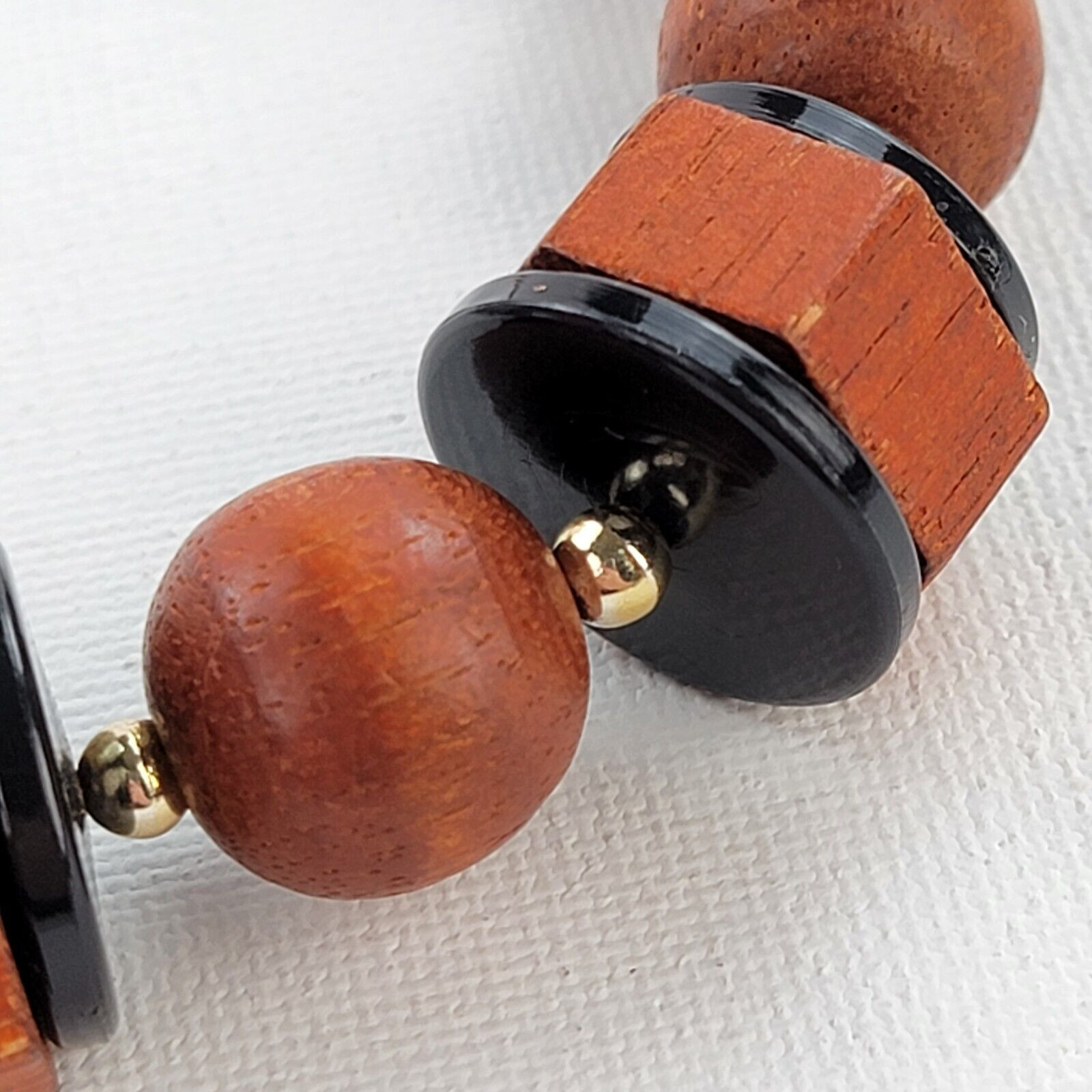 Wooden Beaded Necklace Mid Century Modern 29″ Reddish Brown Statement Vintage