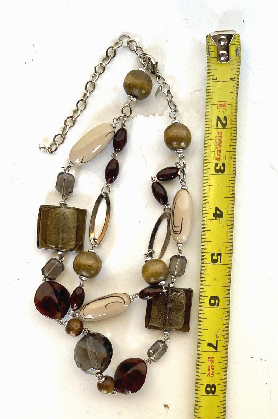 Lot of 12 Wearable Necklaces; Plastic, Lucite, Acrylic, Wood & Glass 15″ to 32″