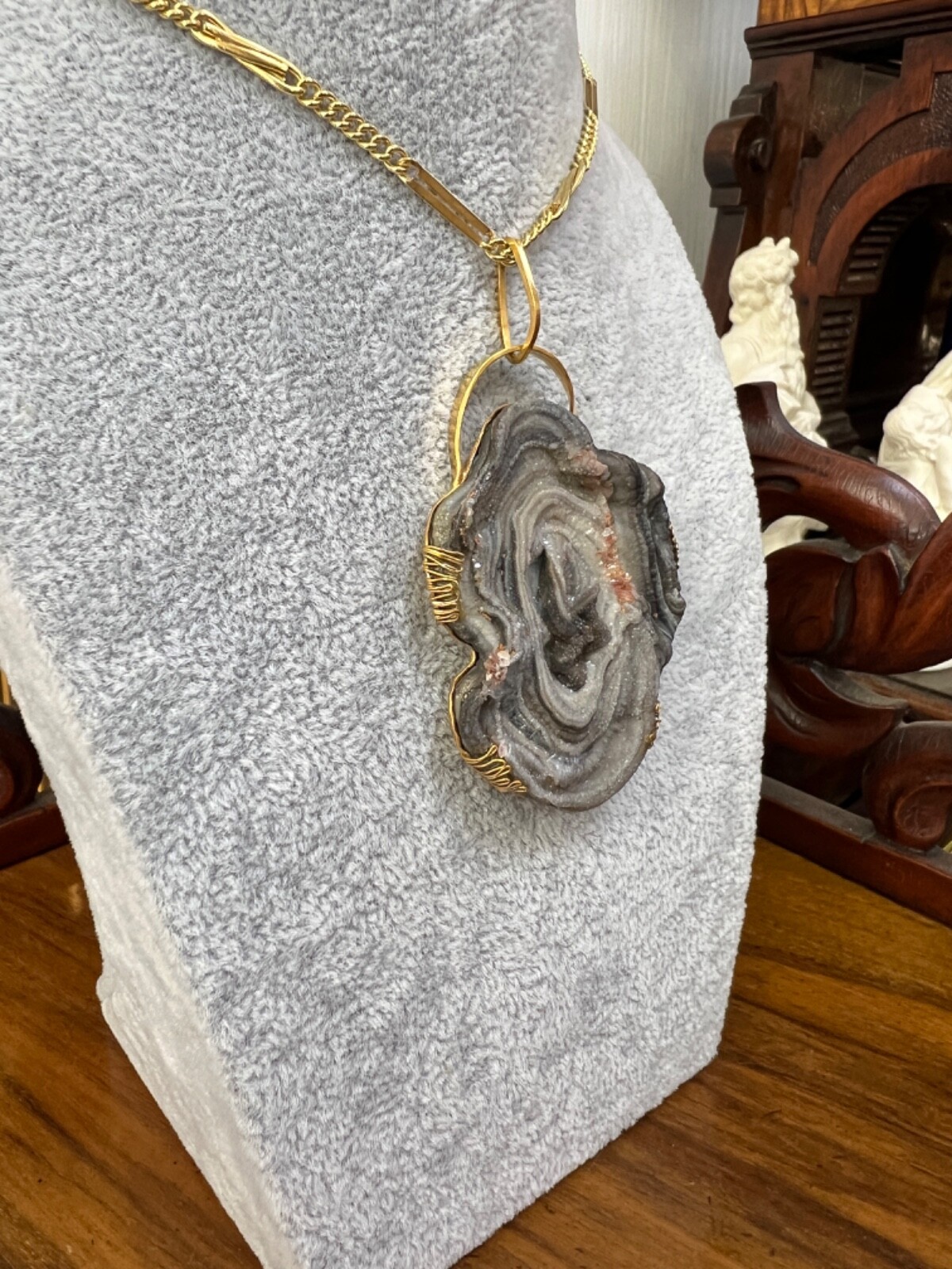 Modernist Gild Gold Neck Pendant Chalcedony Agate Geode Silver Mount Art Frame