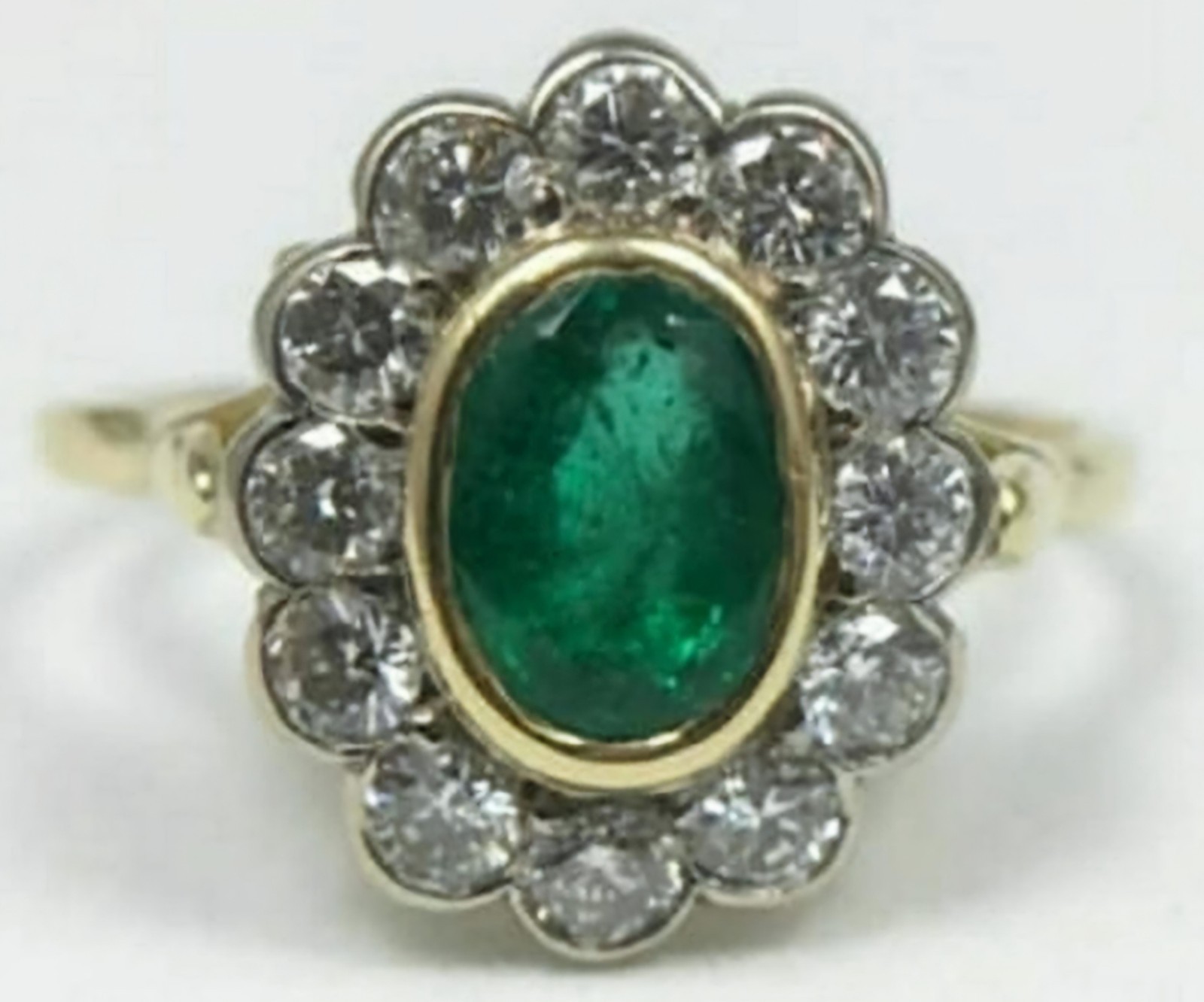 Antique Edwardian Natural Oval Emerald and Round Diamond Ring. 18k Gold. Size 5