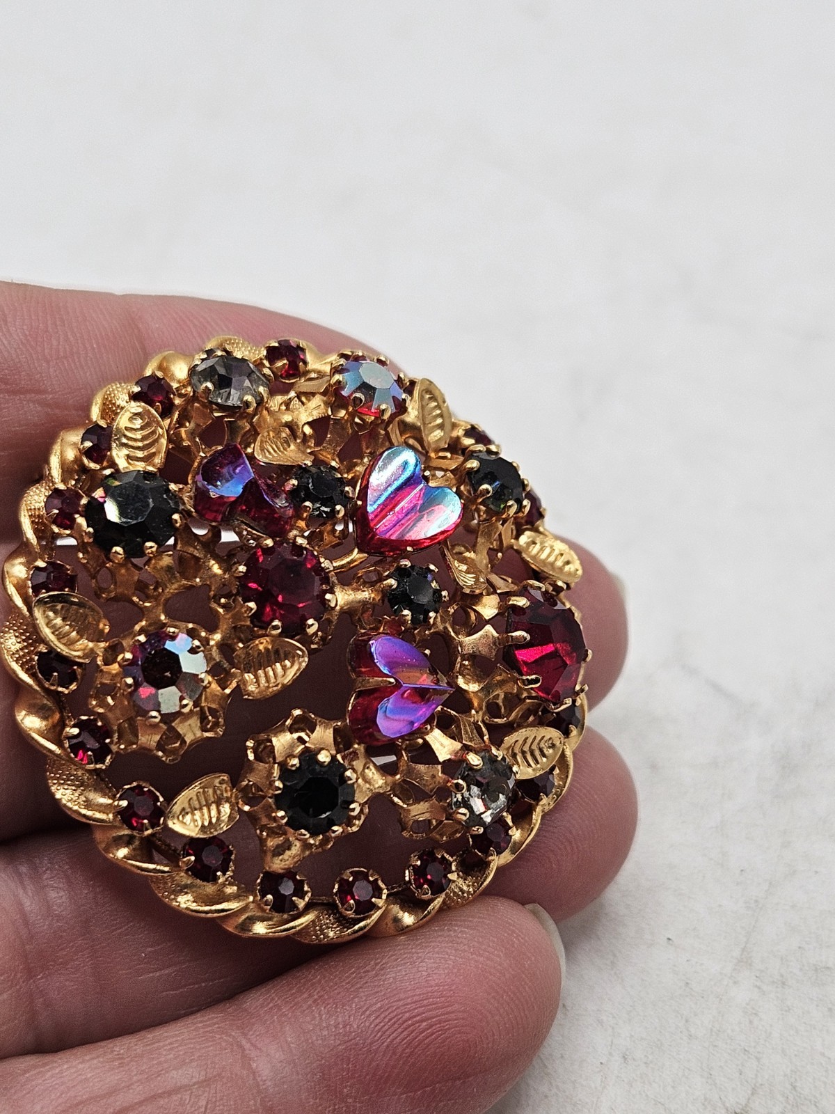 Vintage Austrian Crystal And Rhinestone Goldtone Brooch.