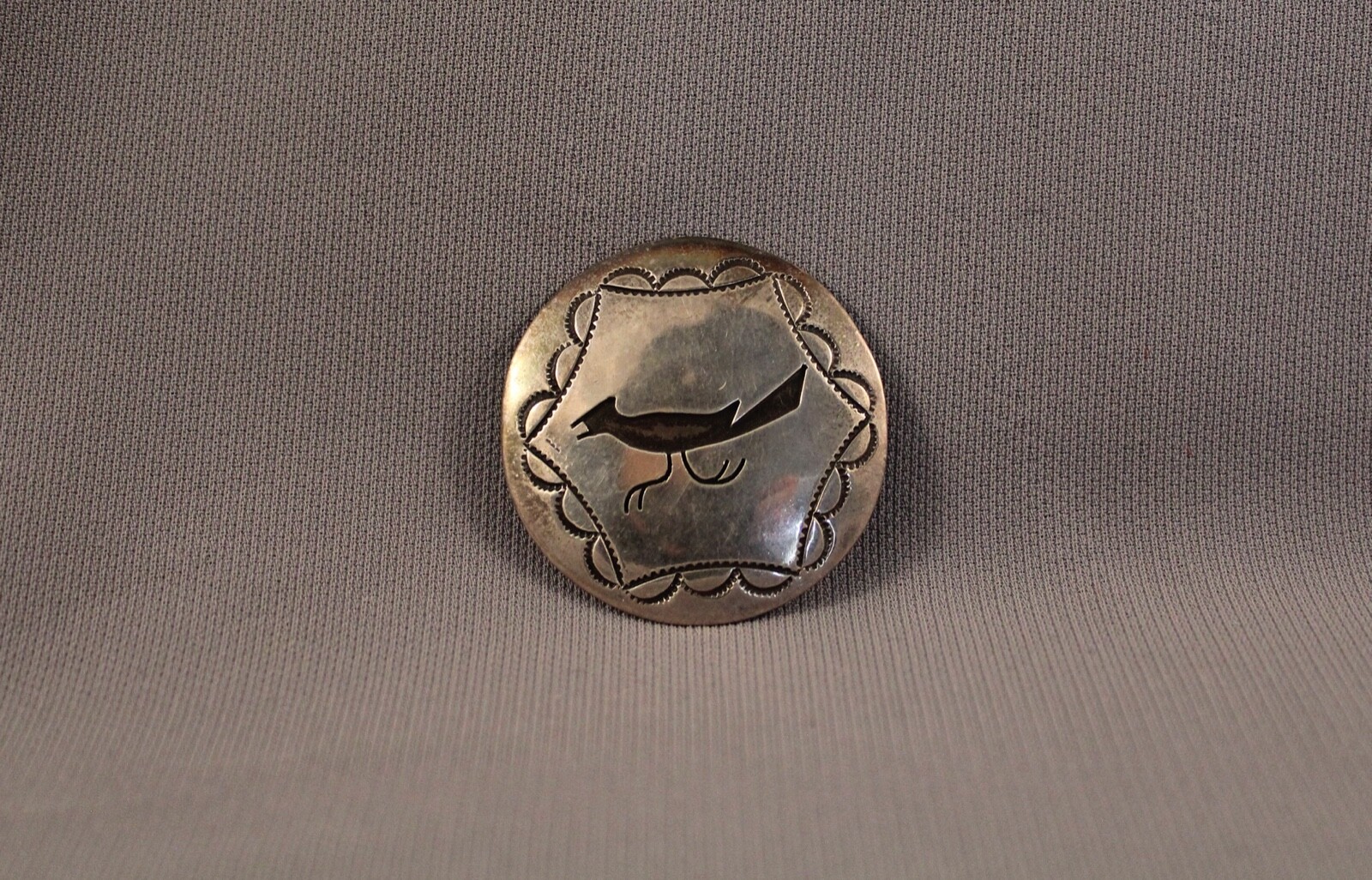 Old Pawn Navajo Silver Handstamped “Road Runner” Pin – 1 1/2″ Across