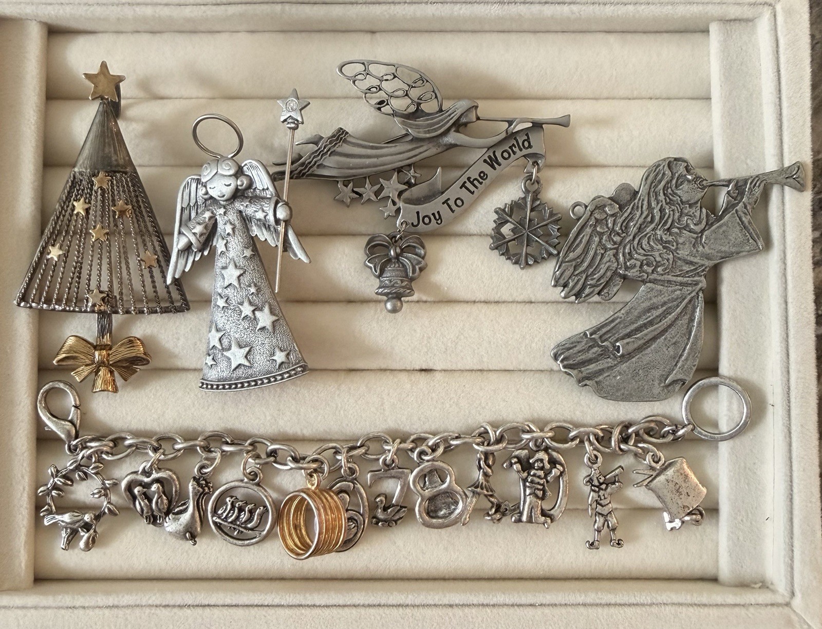 Lot of 5 Vintage CHRISTMAS Collection Silver 12 Days Of Christmas Bracelet