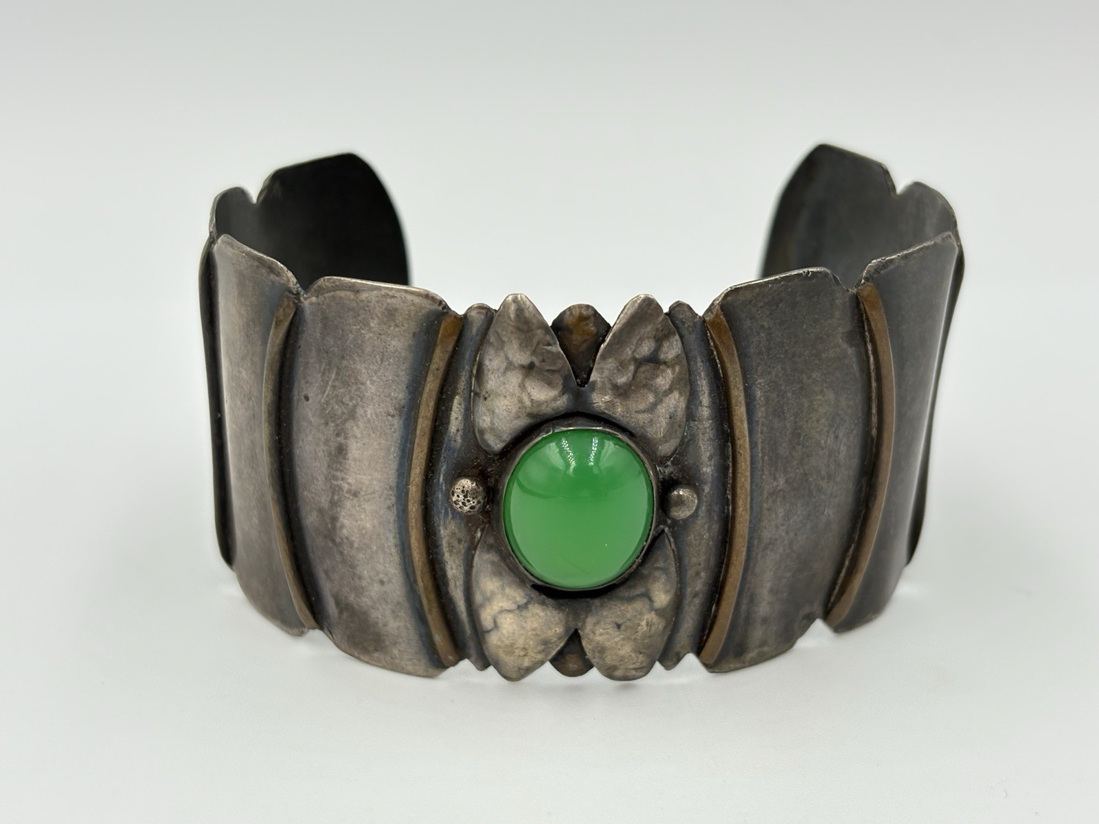 Antique Arts & Crafts Sterling Silver Mixed Metal Green Chalcedony Cuff Bracelet