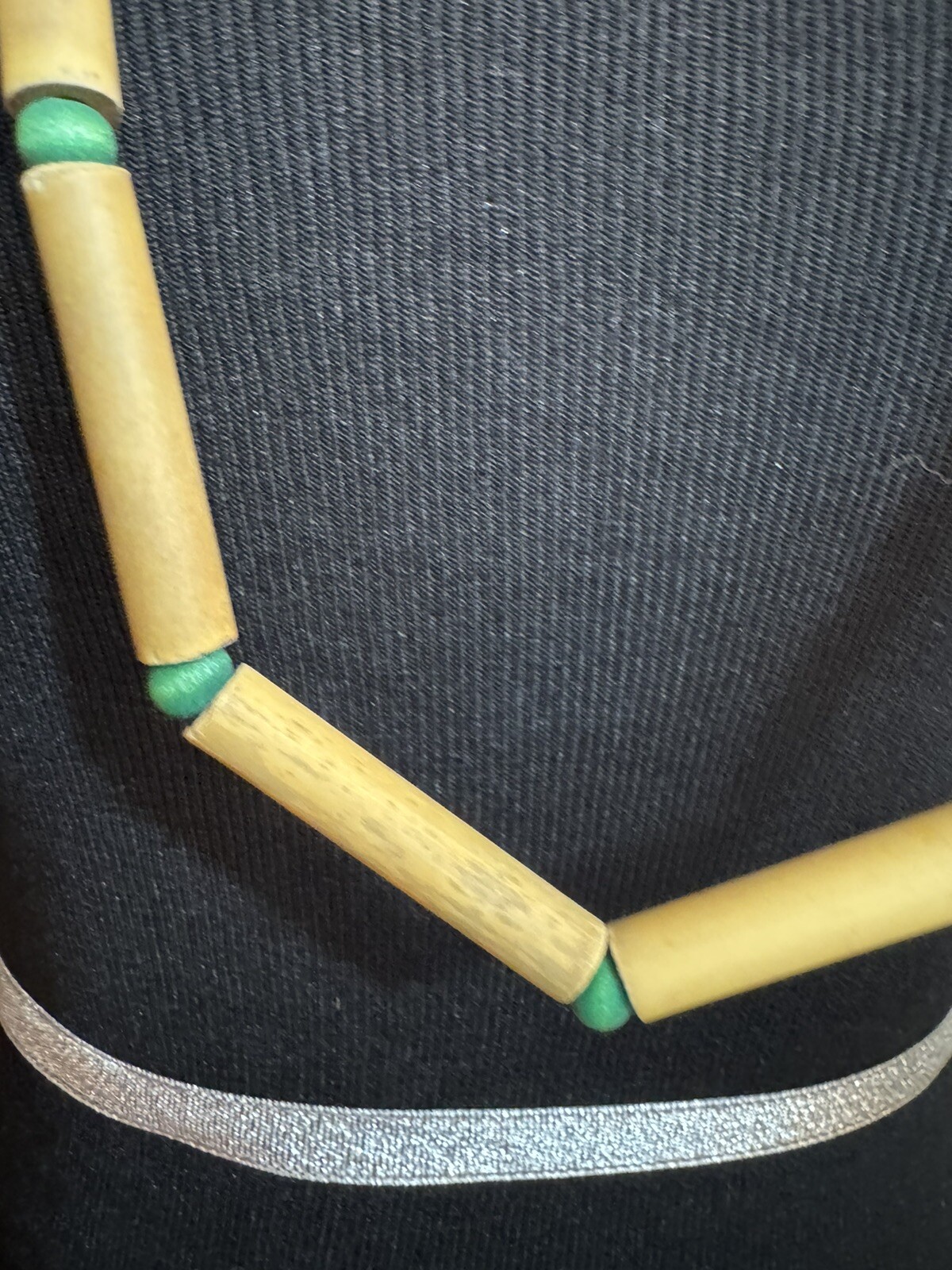 VTG 80s Bamboo Wood Beaded Necklace 32″ Green Brown Tubular Boho Tribal Earthy