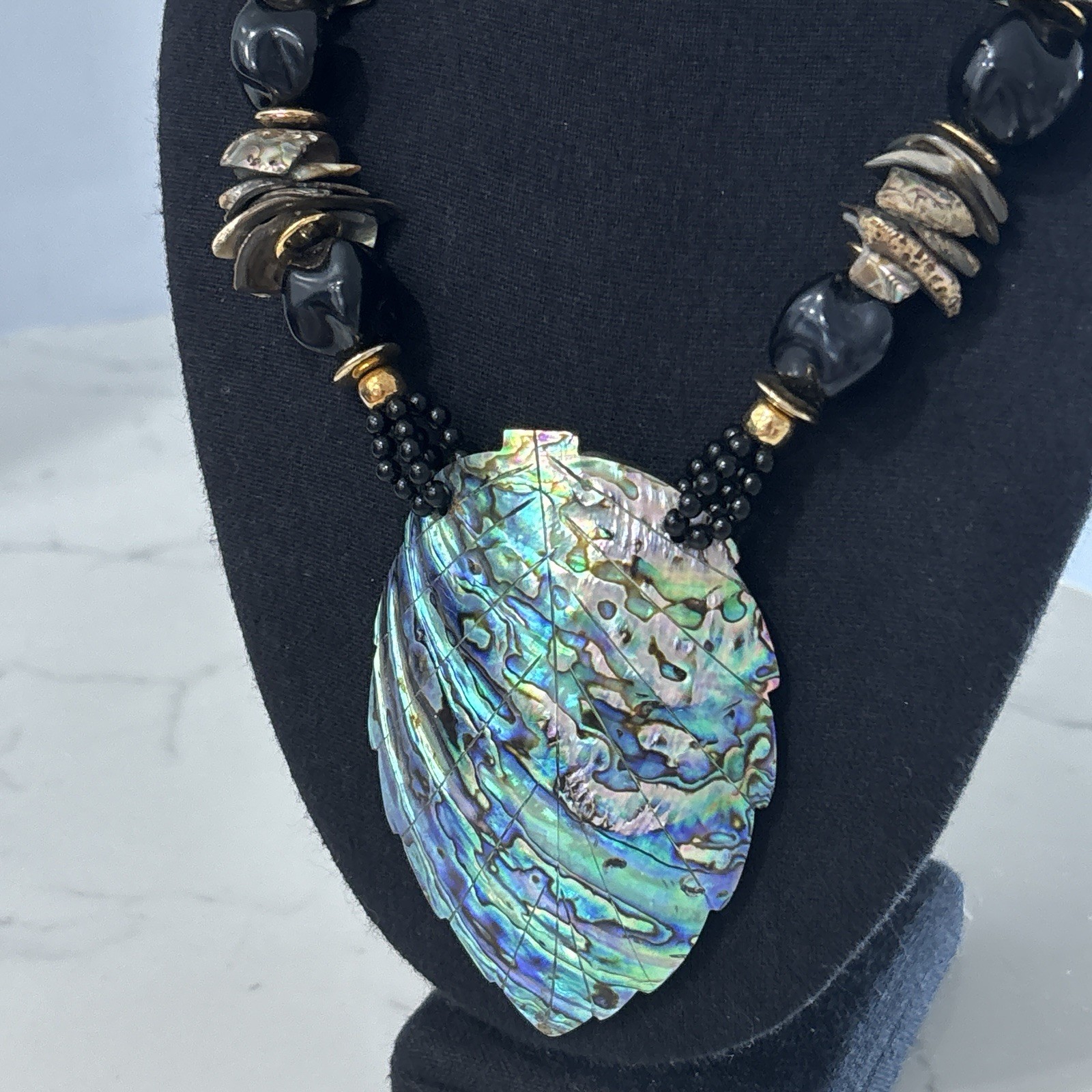 Vintage Beaded Statement Necklace Carved Abalone Shell Leaf Boho Black 80s 90s