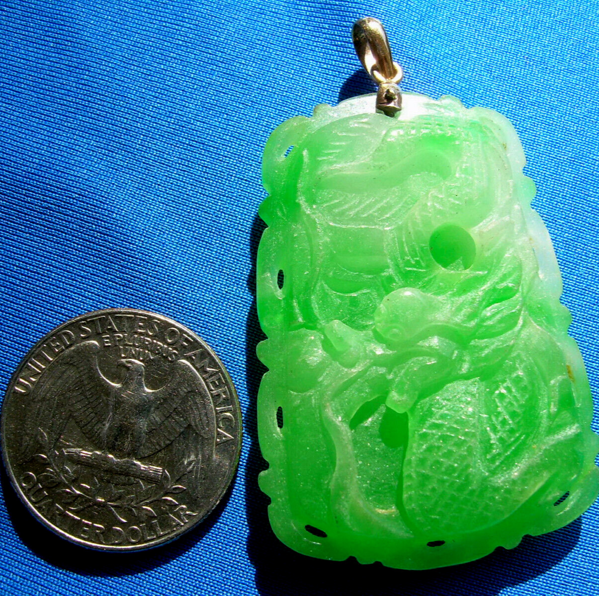 EARTH MINED Jadeite JADE Vintage Carve Dragon Pendant Green Translucent 14K GOLD
