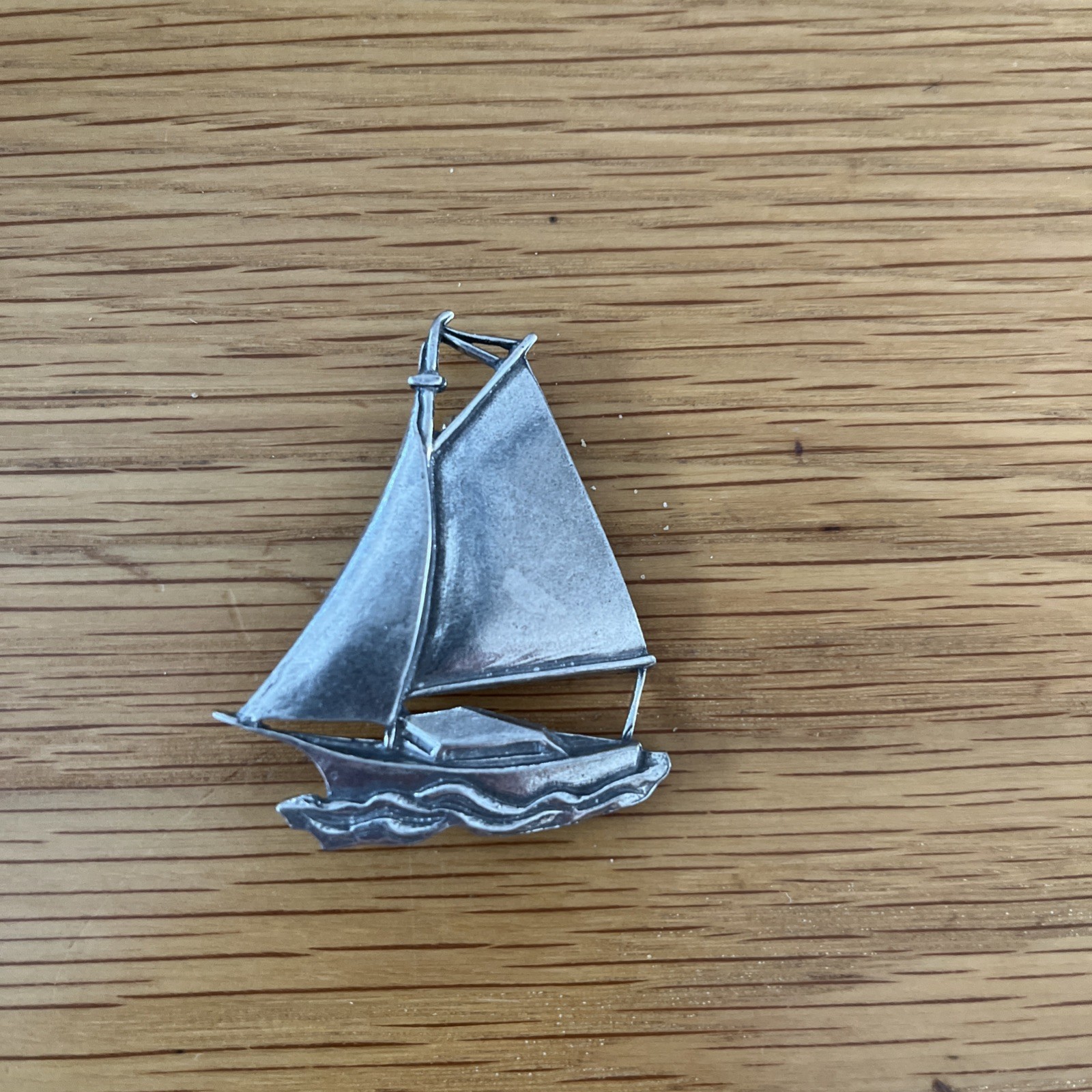 Vintage Salisbury Pewter Sailboat On The Water Pin Brooch