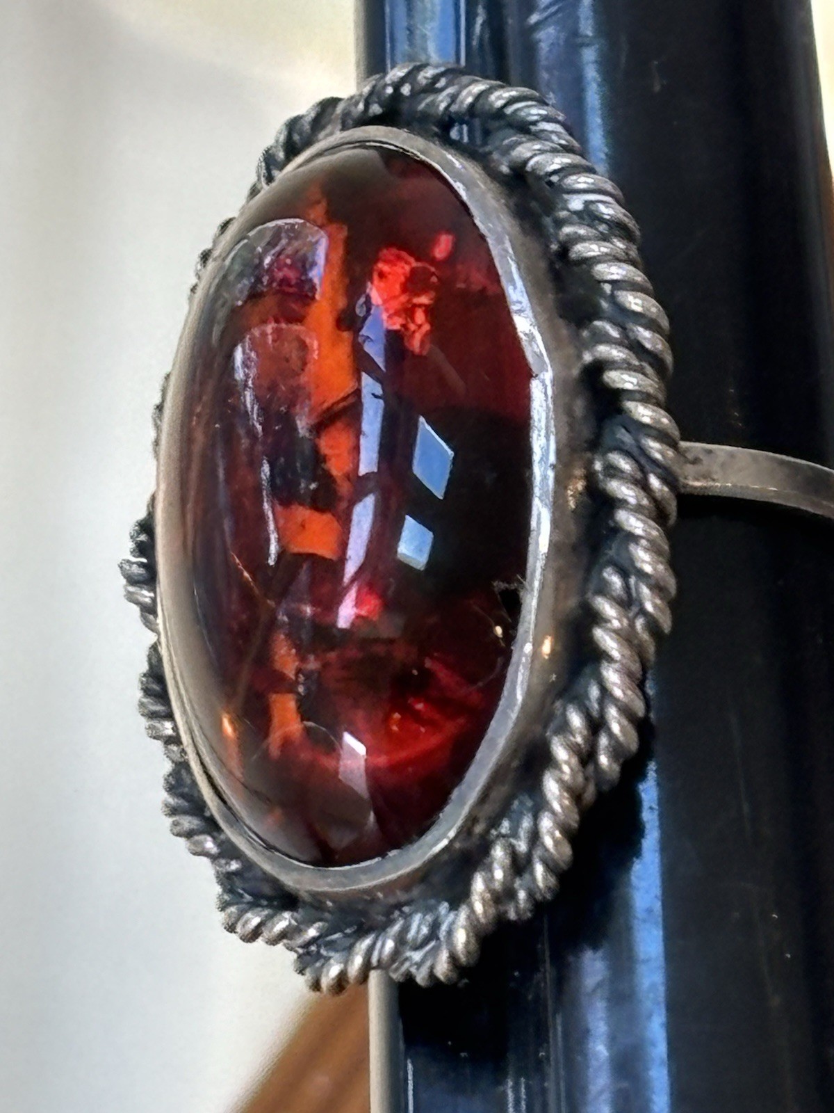 Vtg. HALLMARKED 925 Head Facing Right STERLING SILVER AMBER RING Hand Made 7.75