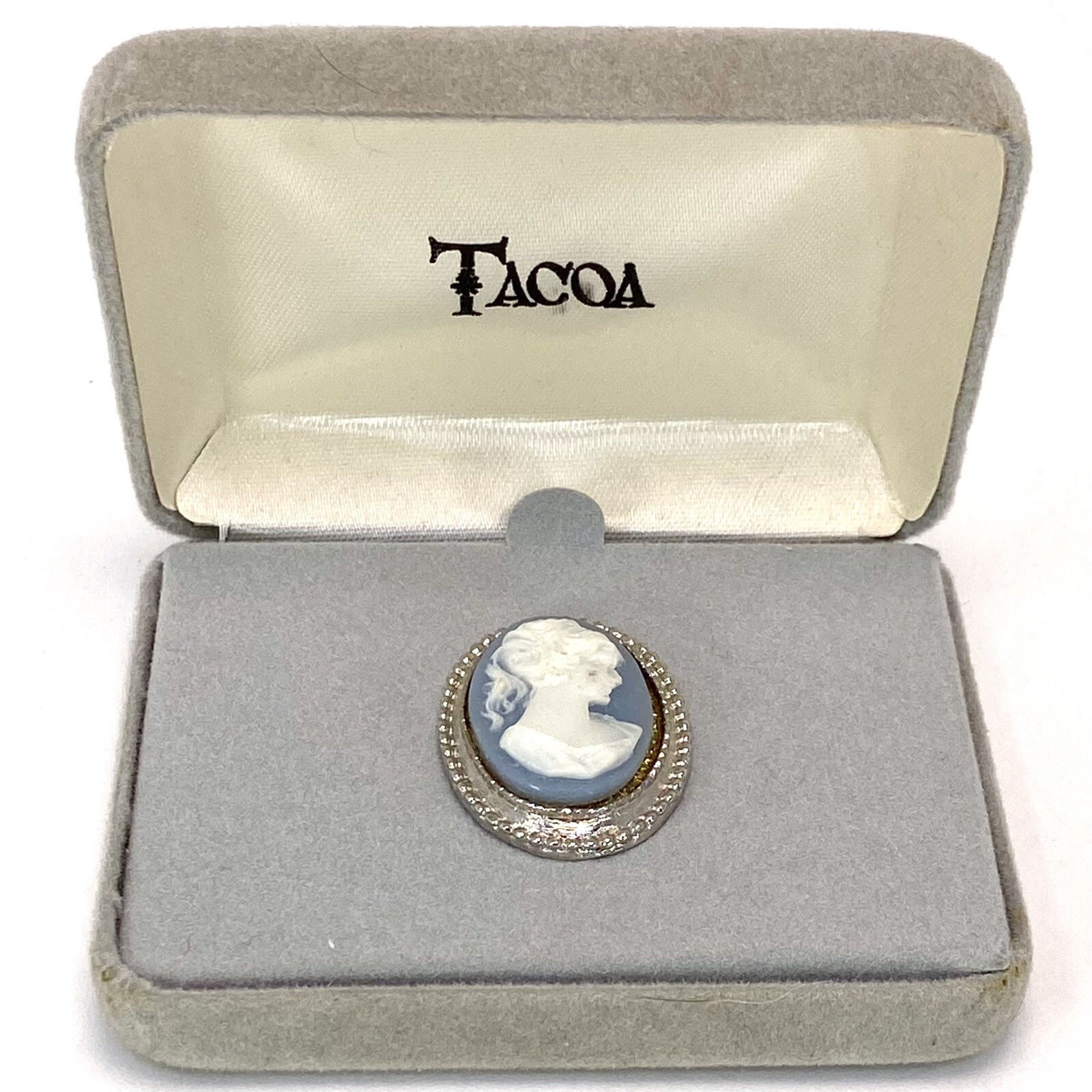 Vintage Tacoa Blue CAMEO Silvertone Oval Brooch Pin in Original Box