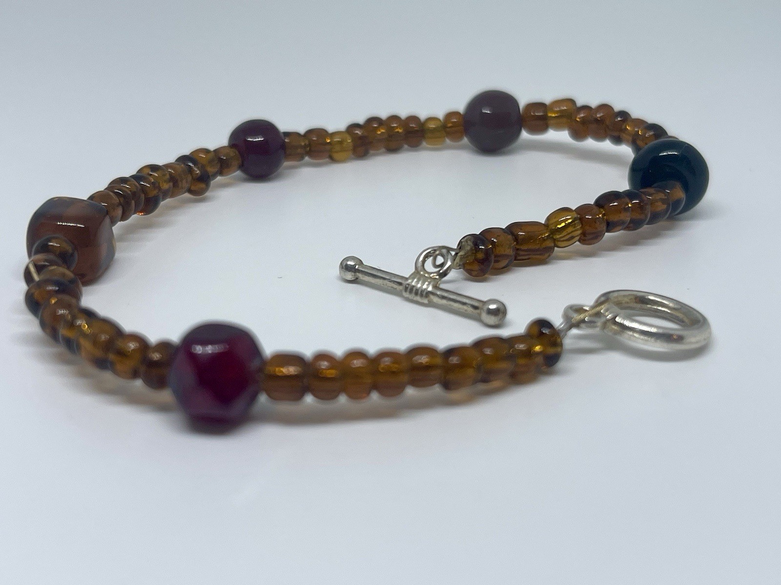Vintage Earthy Boho Amber Beaded Bracelet Silver Tone Toggle Clasp Size 8”